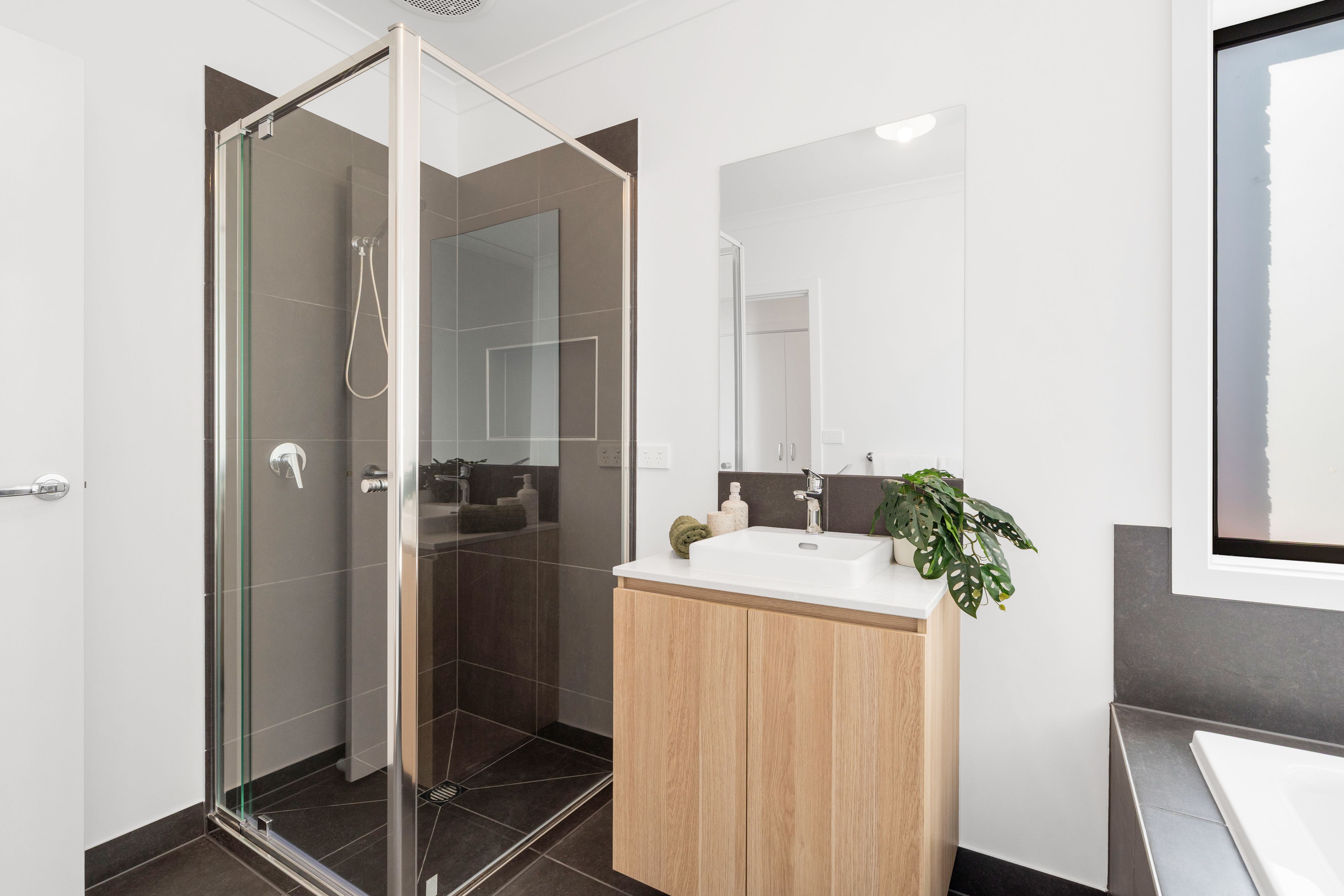 21 Lennox Street — photo 18 of 20
