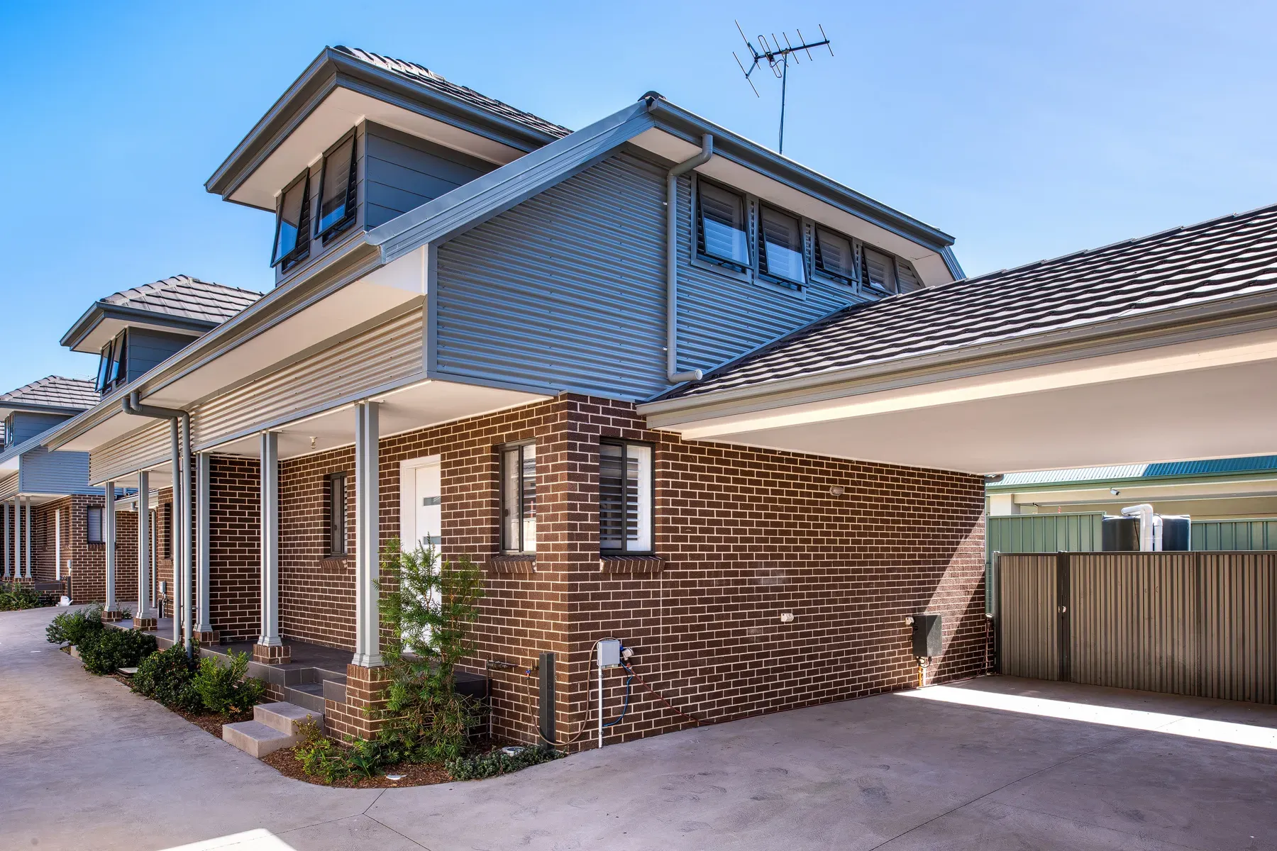 2/67 Barry Street, Cambridge Park, NSW 2747