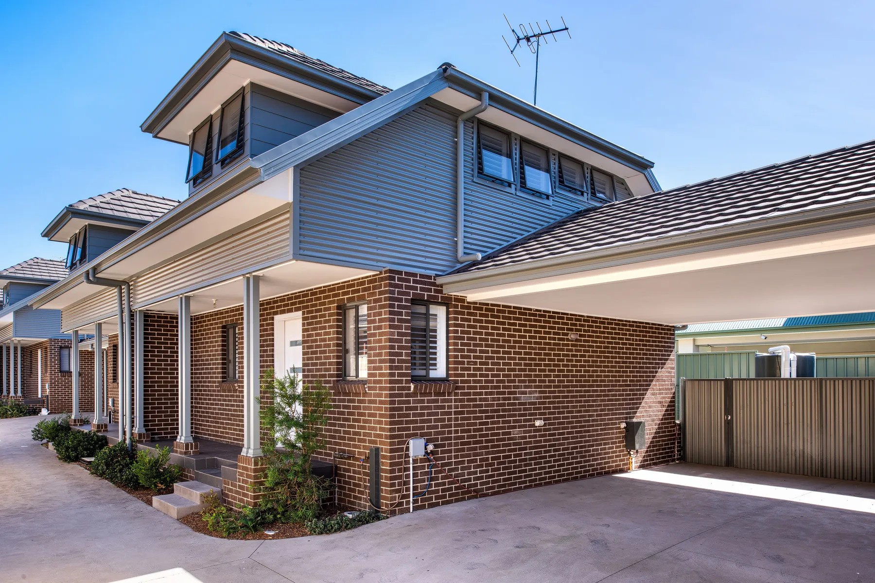 2/67 Barry Street, Cambridge Park, NSW 2747