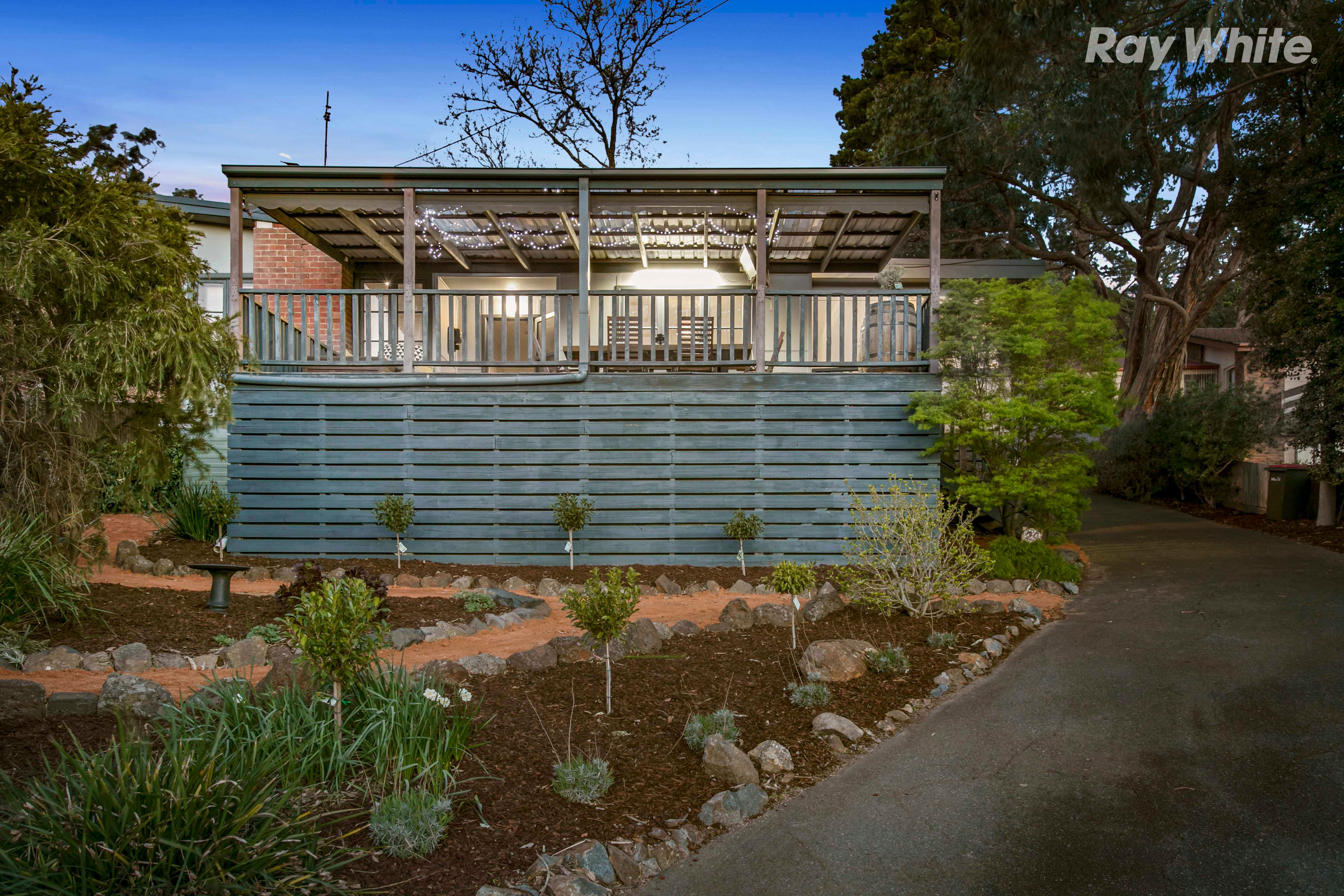 24 Myrtle Crescent, Ferntree Gully, VIC 3156