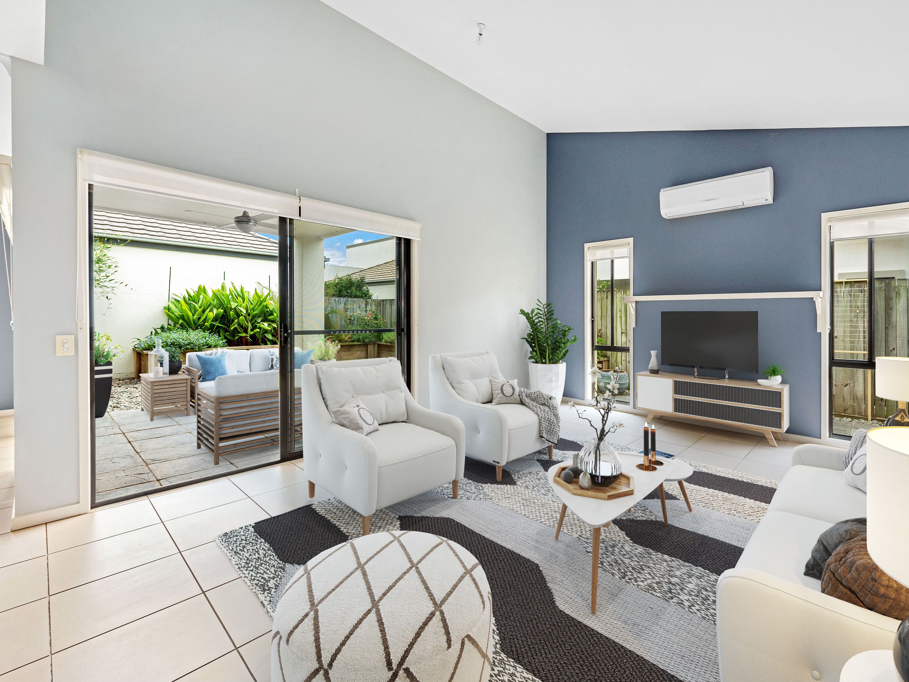 15/1 Celestial Court, Carina, QLD 4152