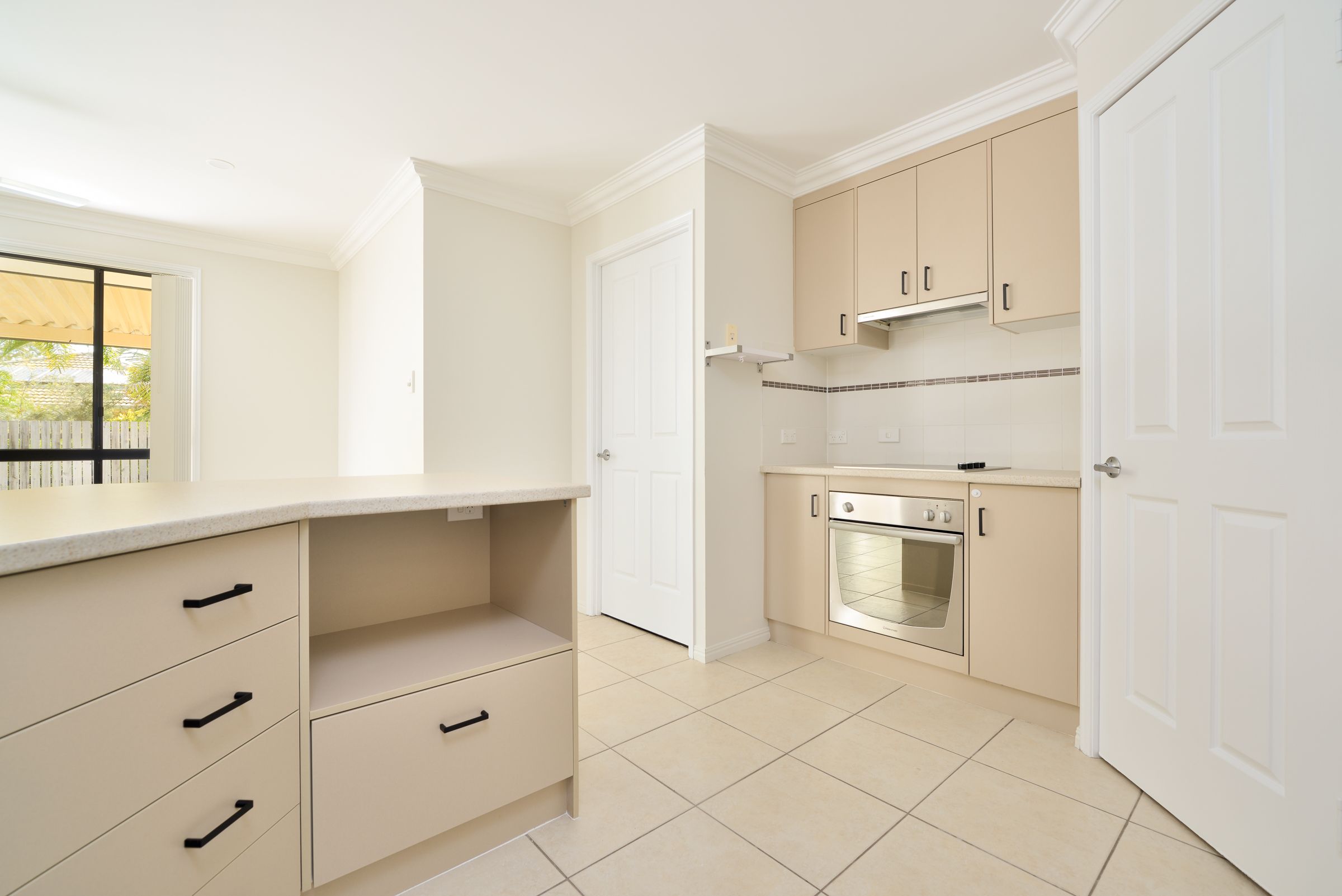 23 Victoria Avenue, Glen Eden, QLD 4680