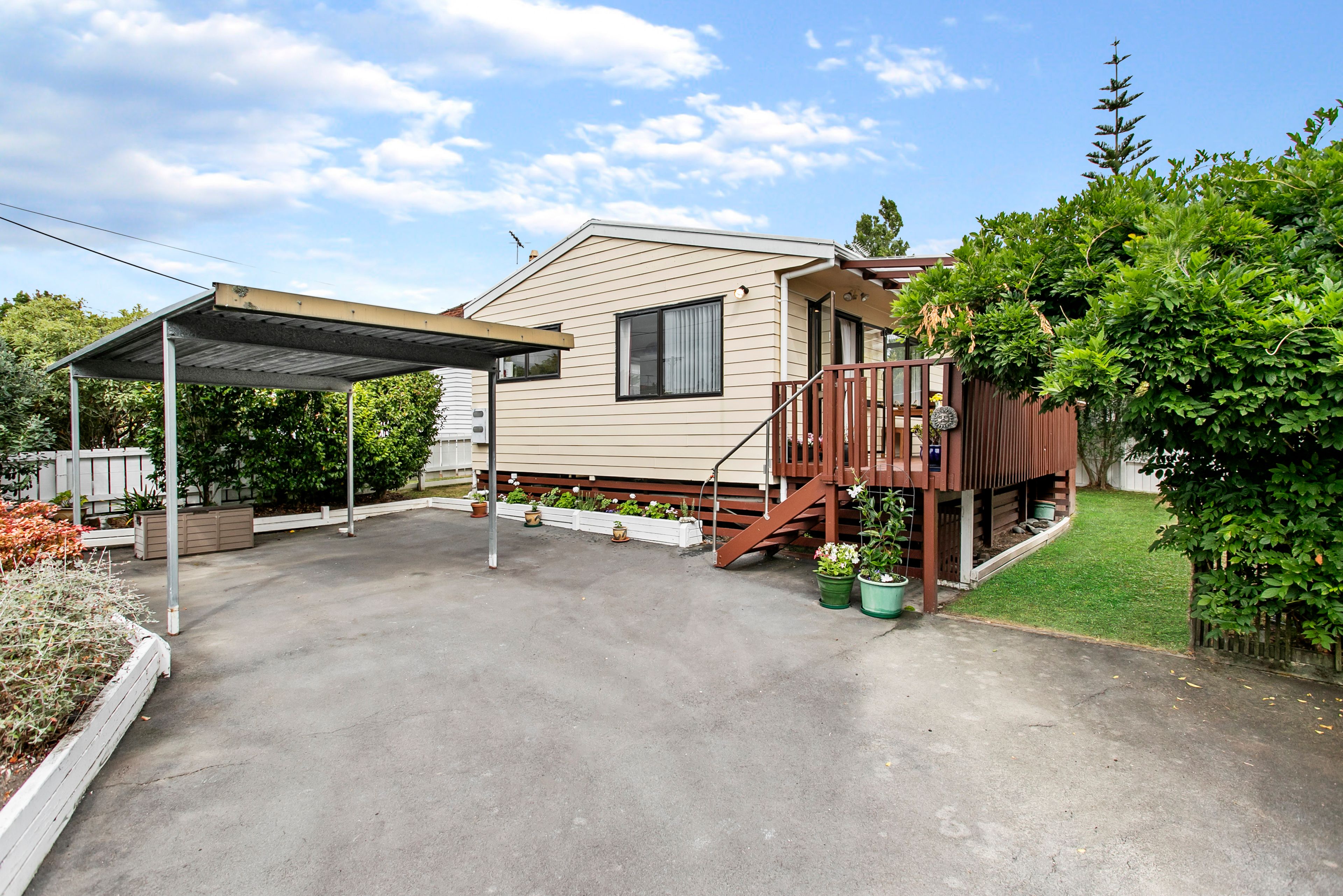 2/144 Lynwood Road, New Lynn, Waitakere City