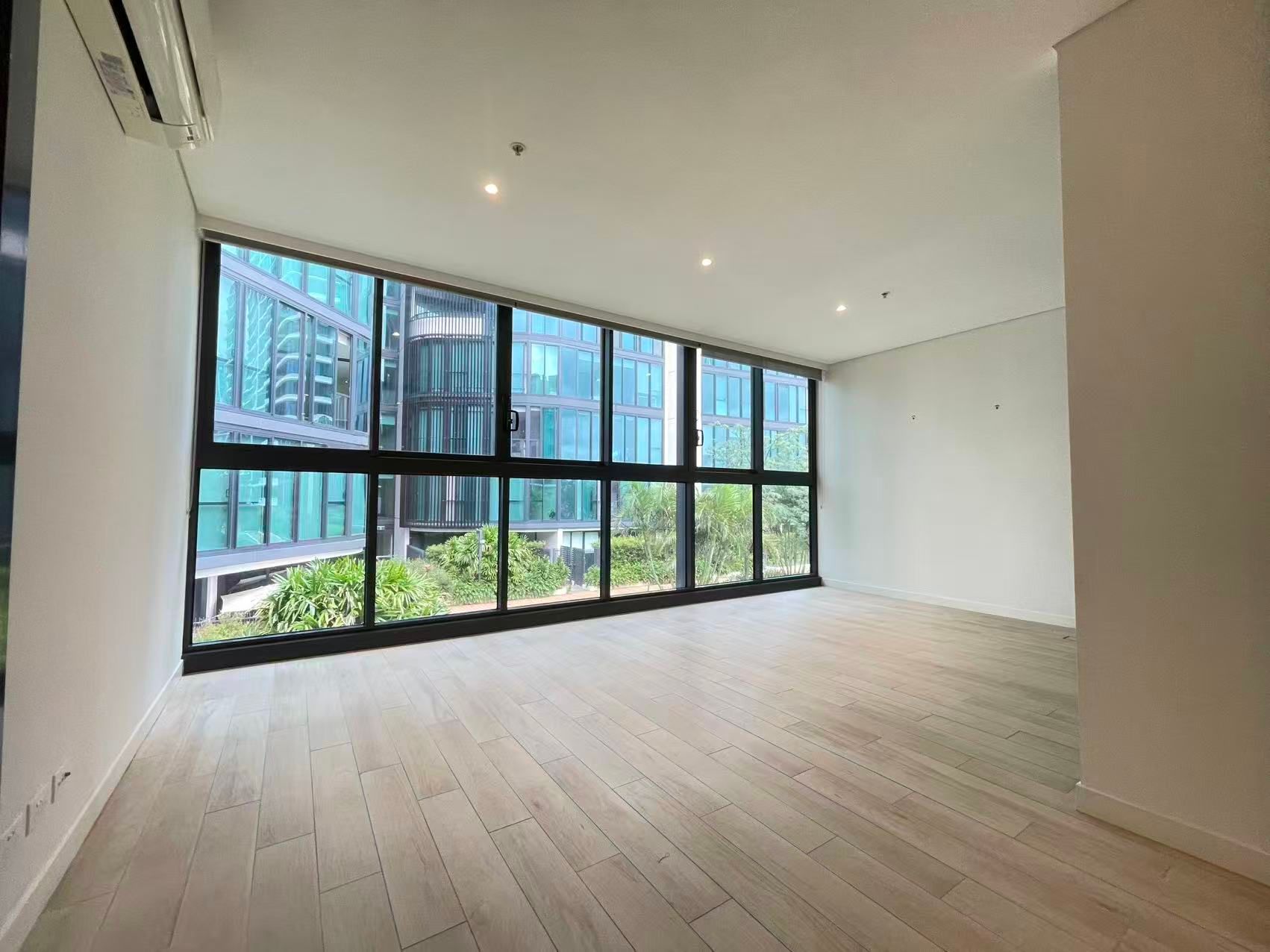 E4.805/14 Burroway Road, Wentworth Point, NSW 2127