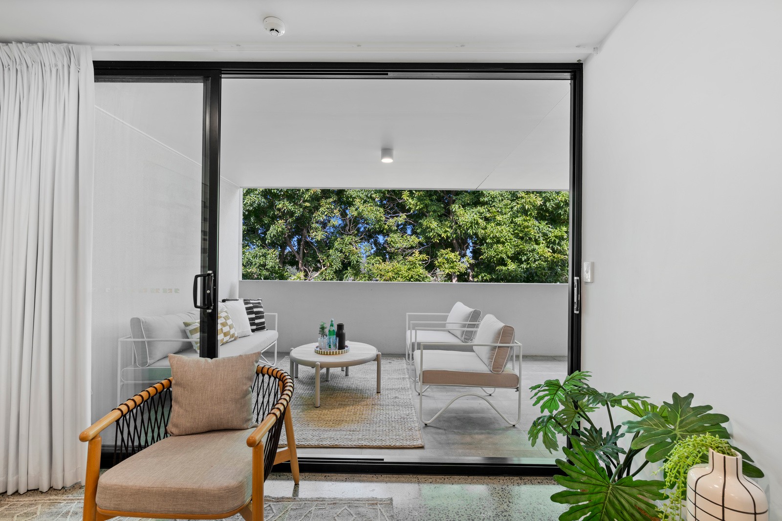 204/27 Ekibin Road, Annerley, QLD 4103