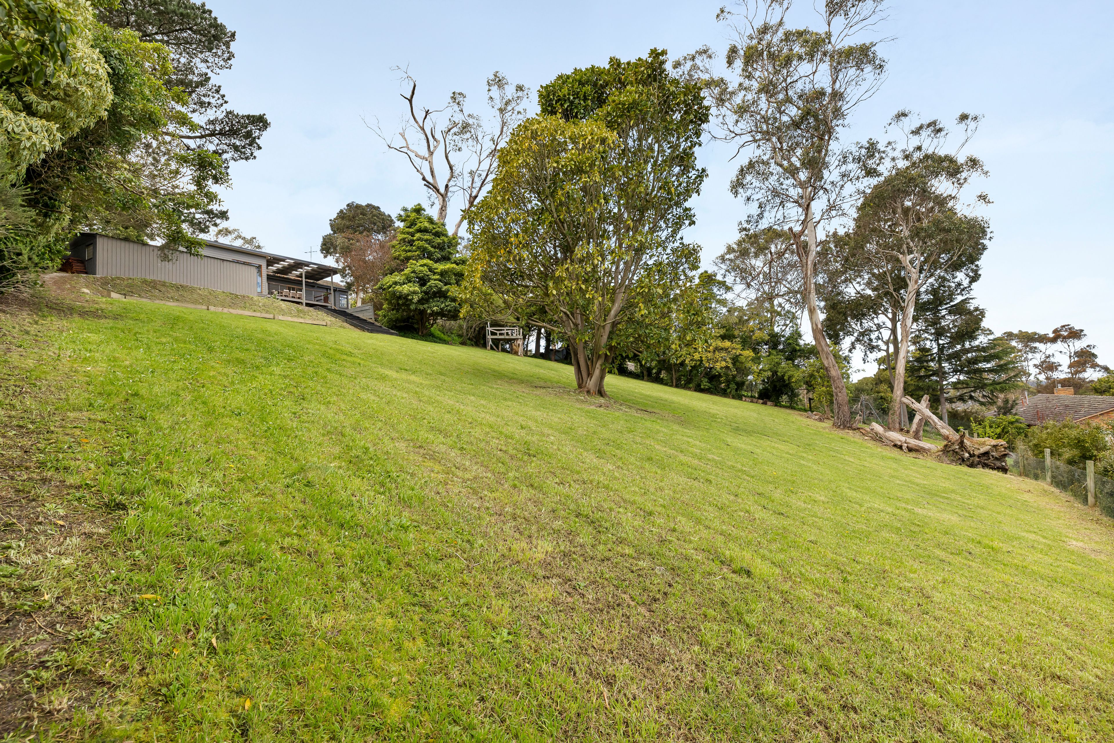 35 Mountain Avenue — photo 14 of 15