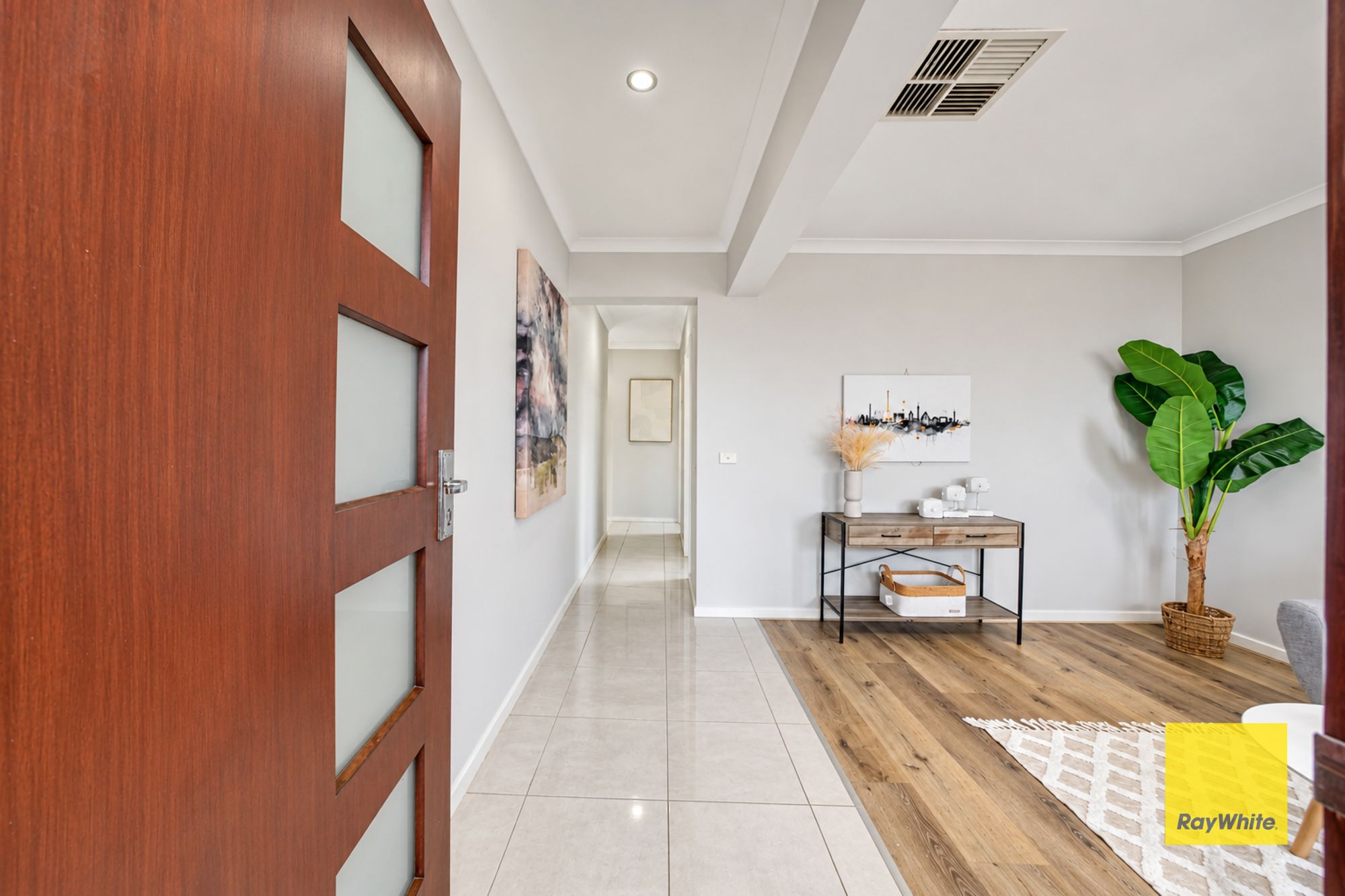 26 Caraleena Drive — photo 3 of 22