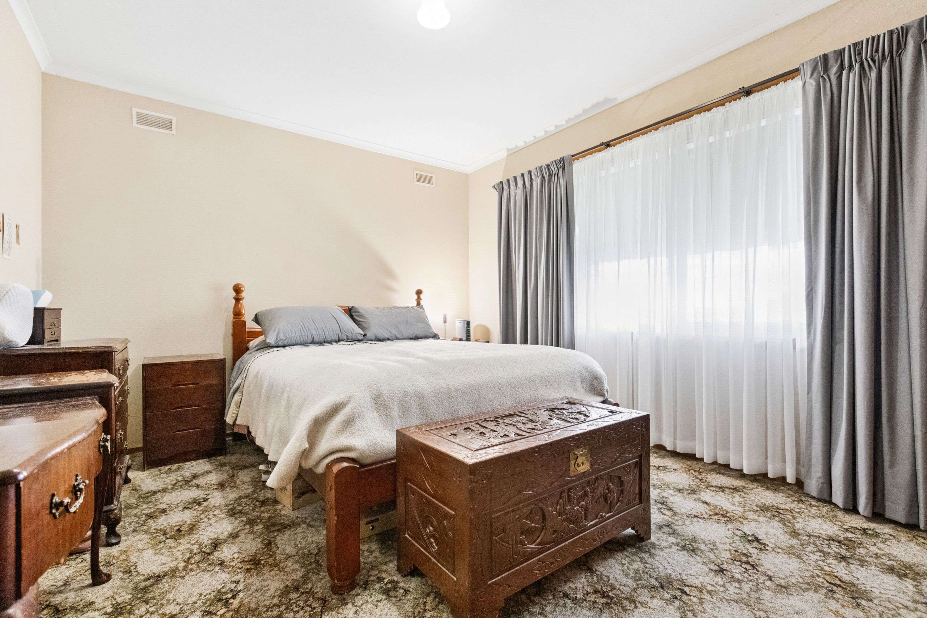 96 Chaffey Street — photo 8 of 15