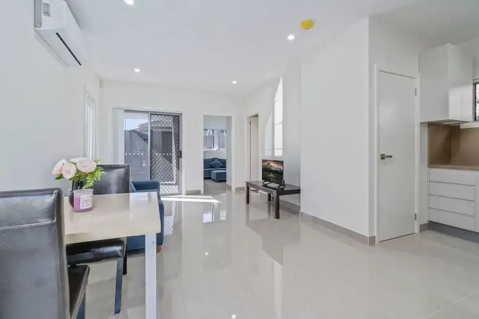 9 Rich Way, Spring Farm, NSW 2570