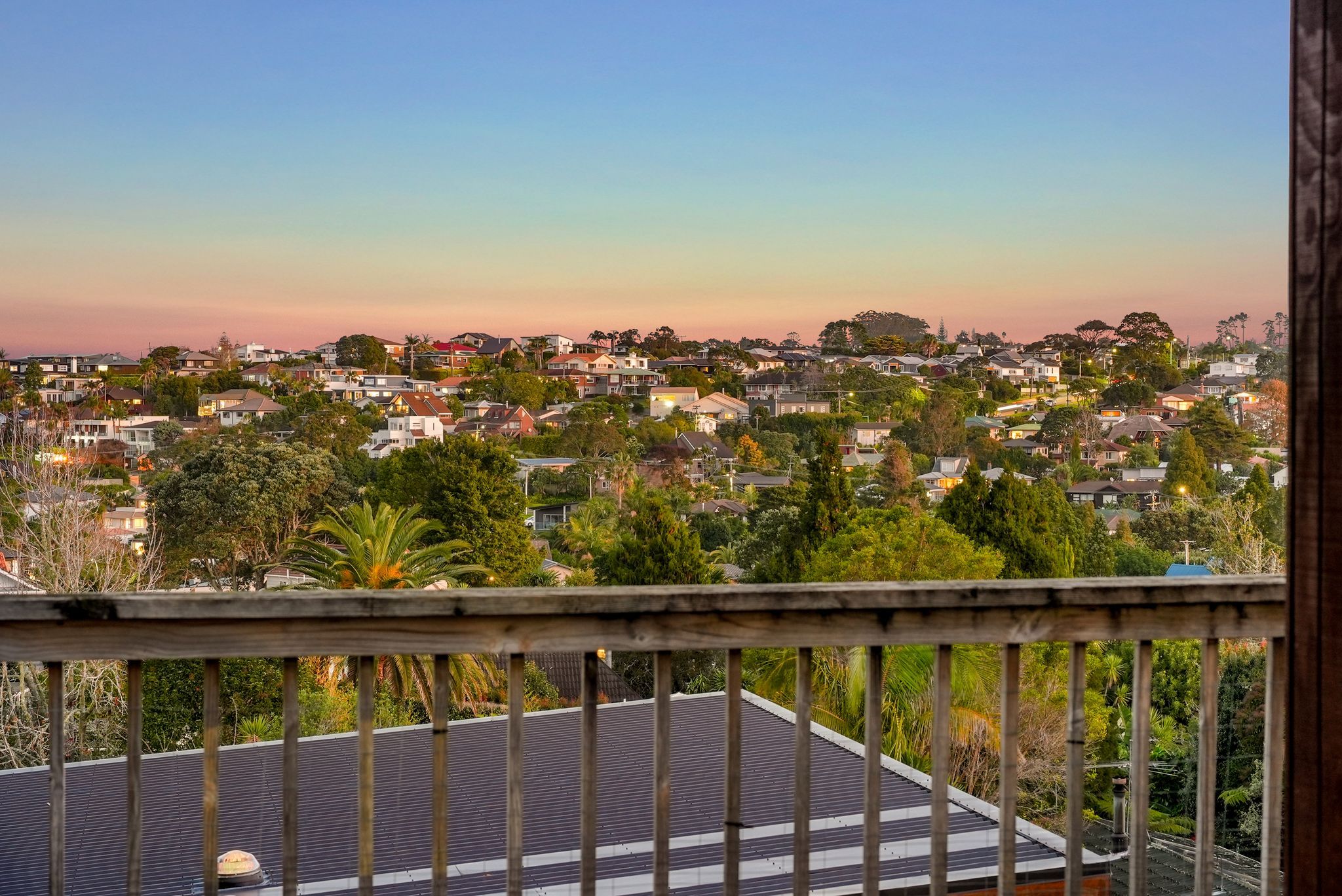 504 Beach Road, Murrays Bay, North Shore City