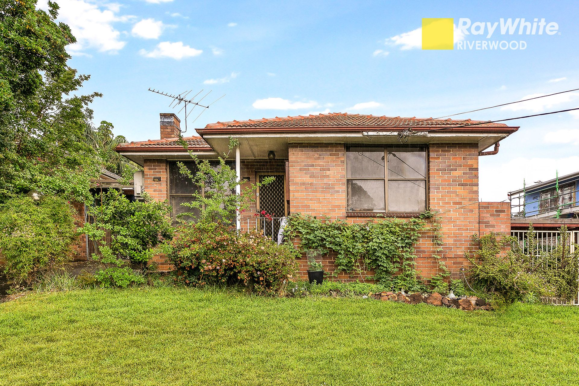 27 Charles Street , Riverwood NSW 2210