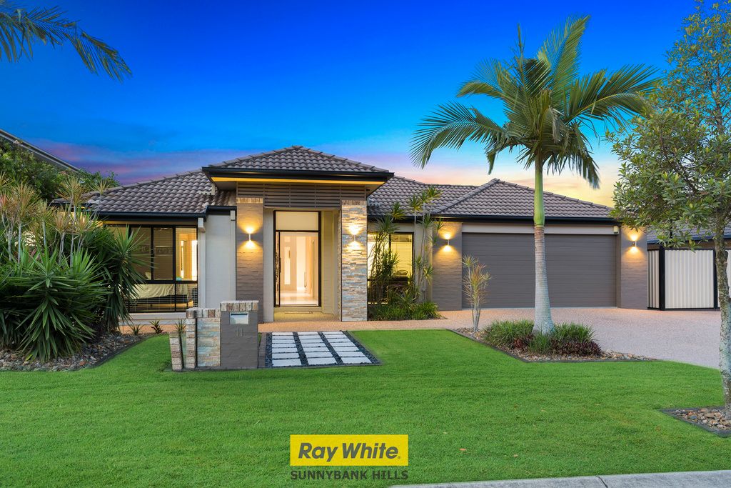 11 Roland Street, Parkinson, QLD 4115