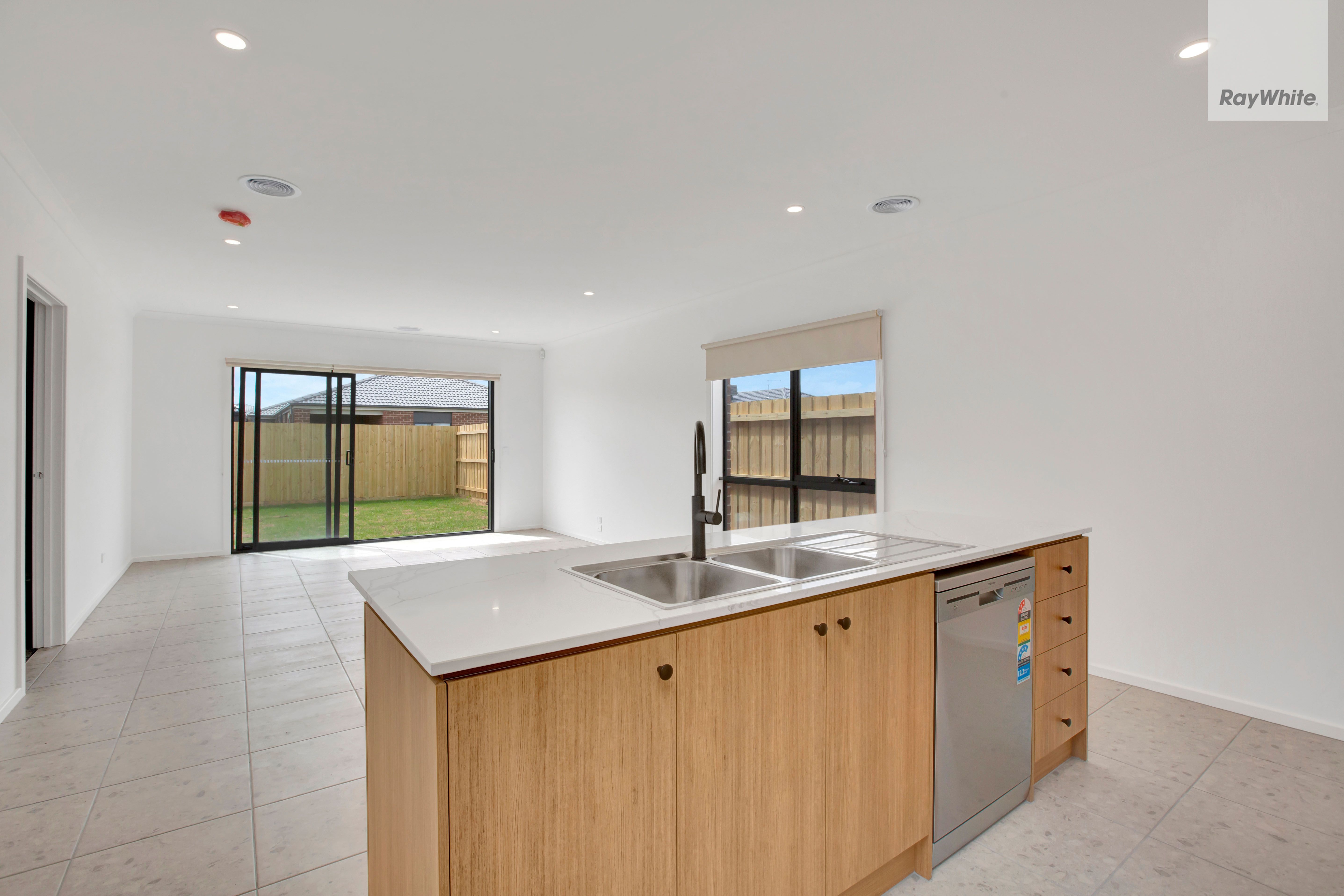 156 Newbridge Boulevard — photo 5 of 12