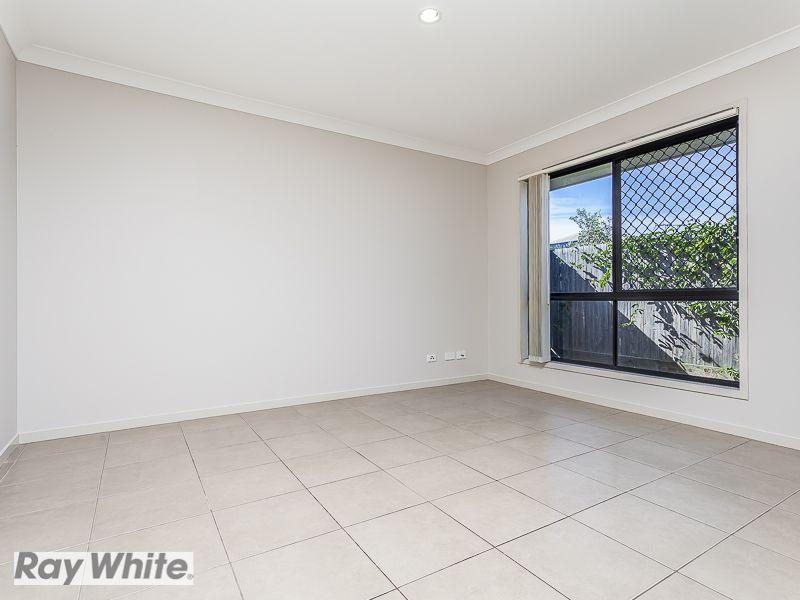 90 Daintree Circuit, North Lakes, QLD 4509