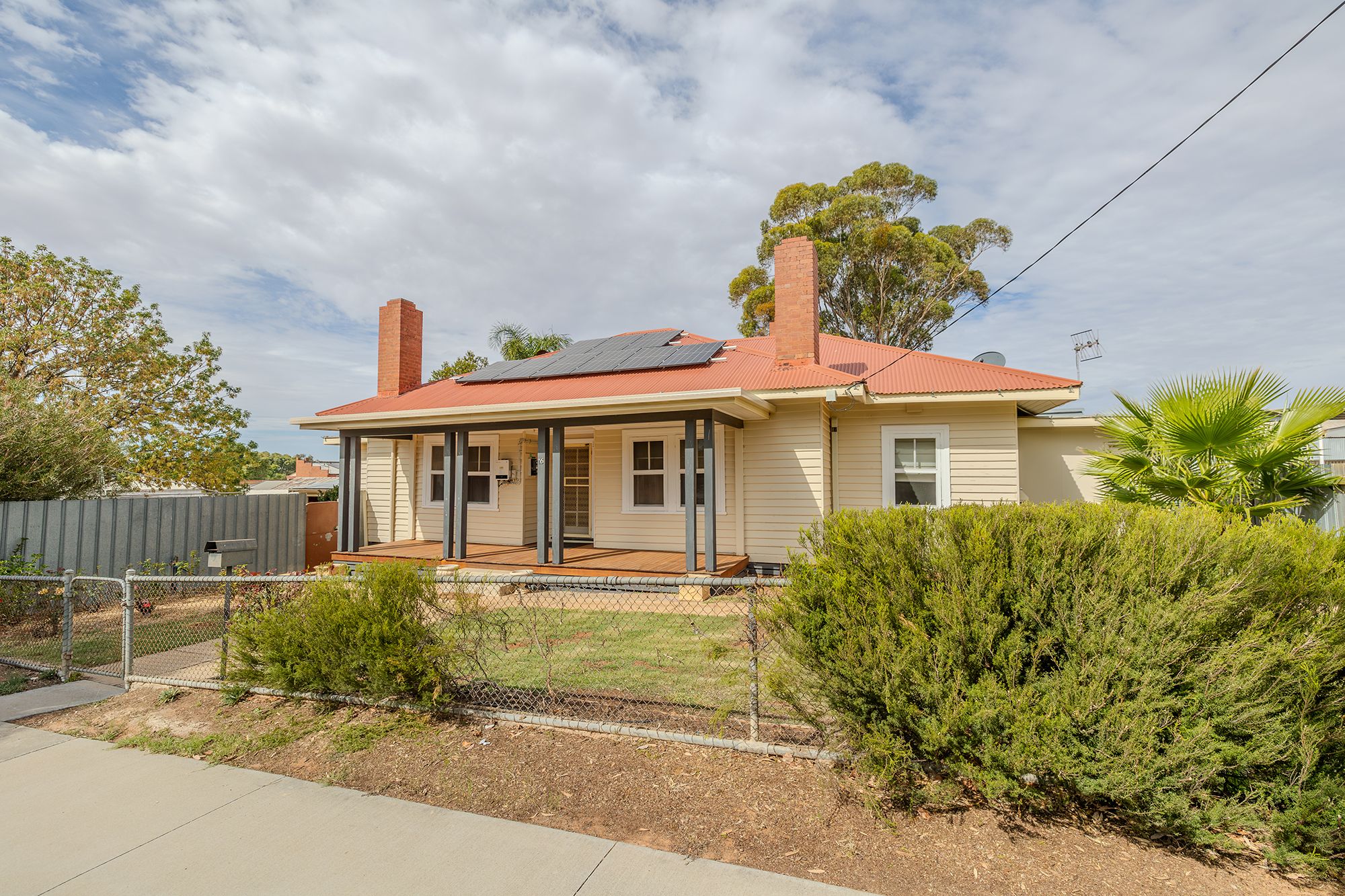 16 Pickering Street, Ouyen, VIC 3490