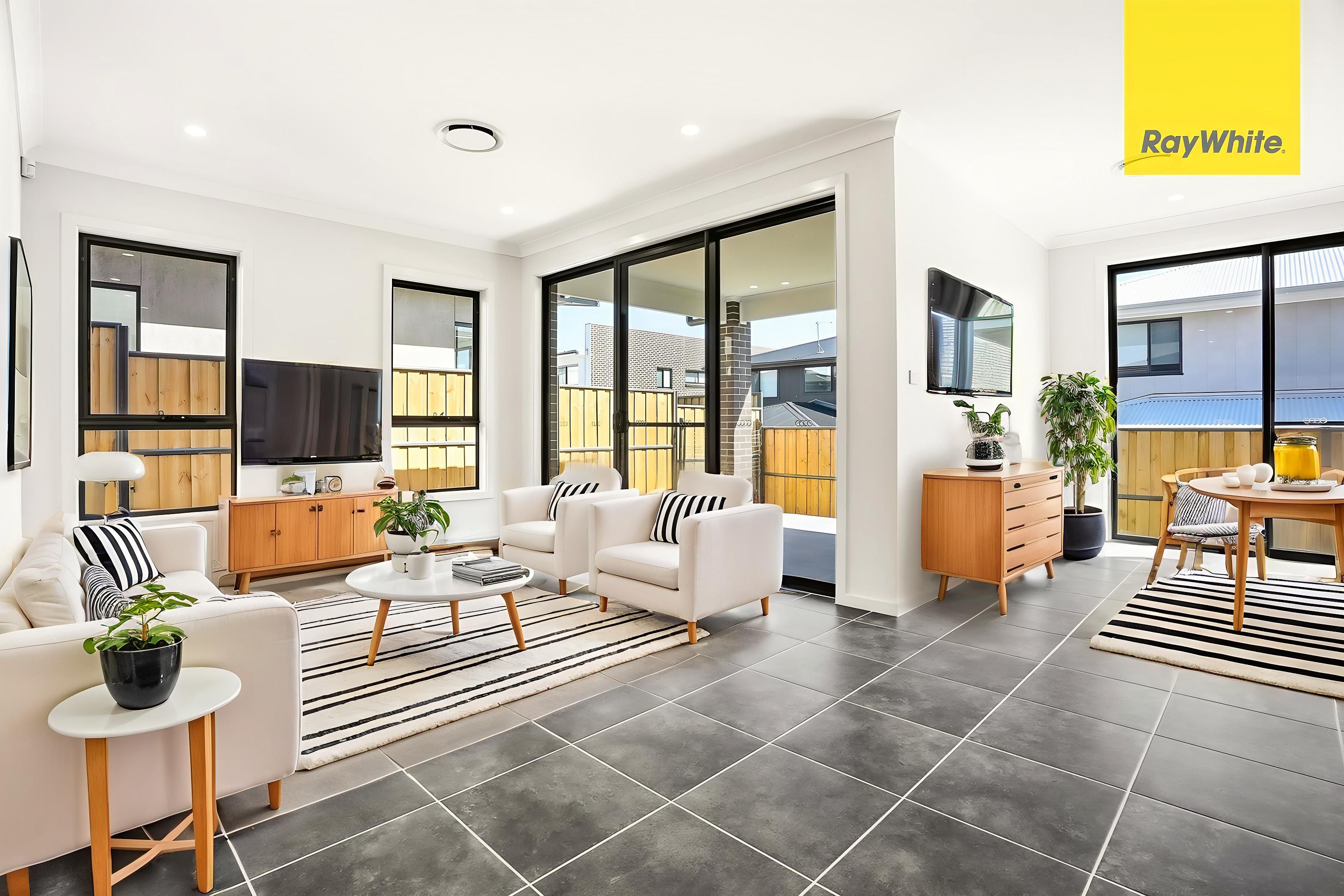 13 Burford Street — photo 3 of 12