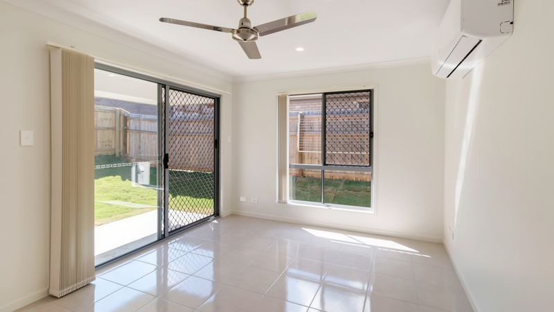 2/40 Jupiter Street, Wulkuraka, QLD 4305