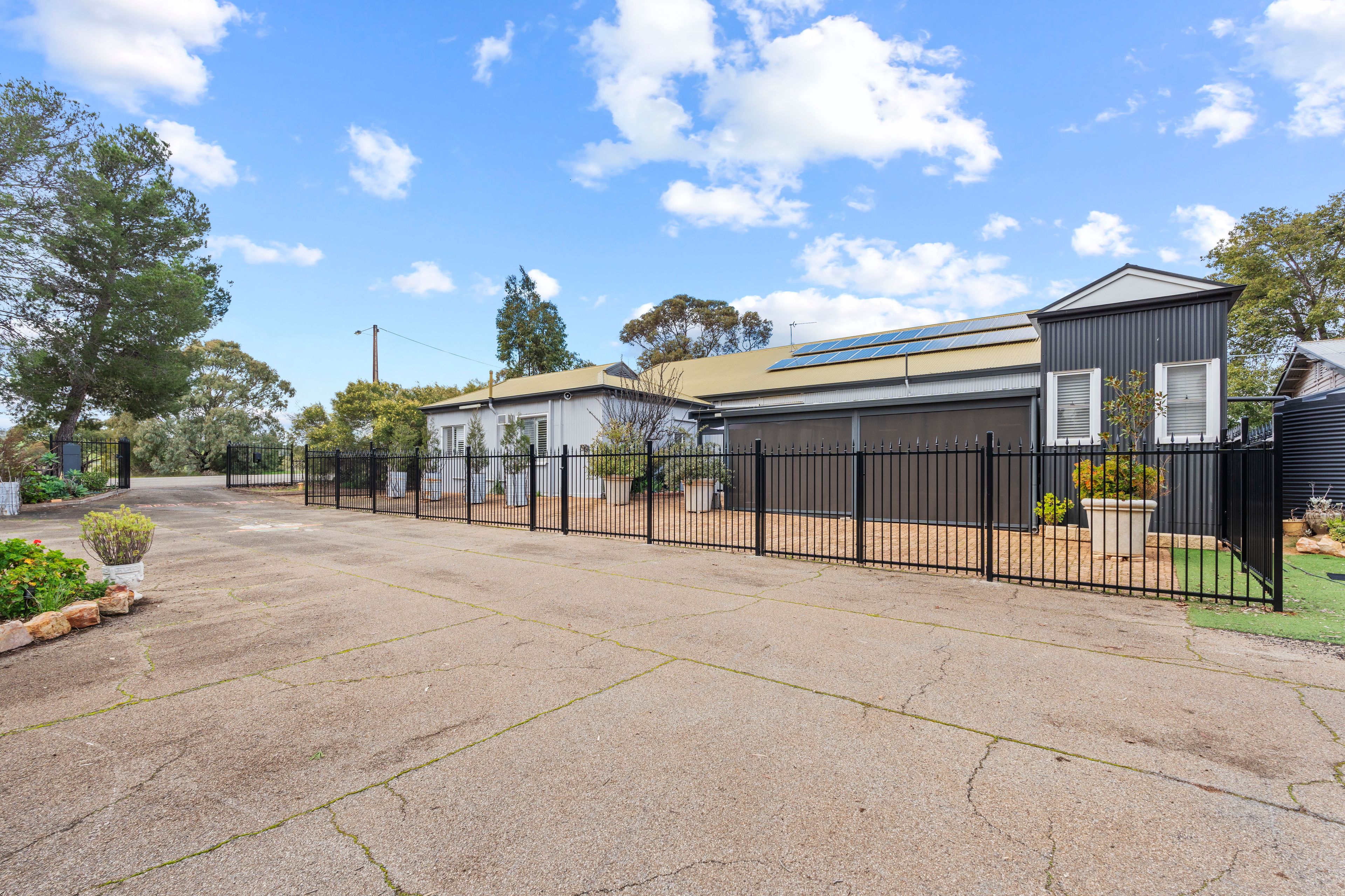 2-8 South Terrace, Wirrabara, SA 5481