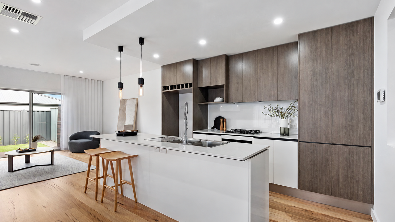 29 Obsidian Avenue — photo 6 of 10