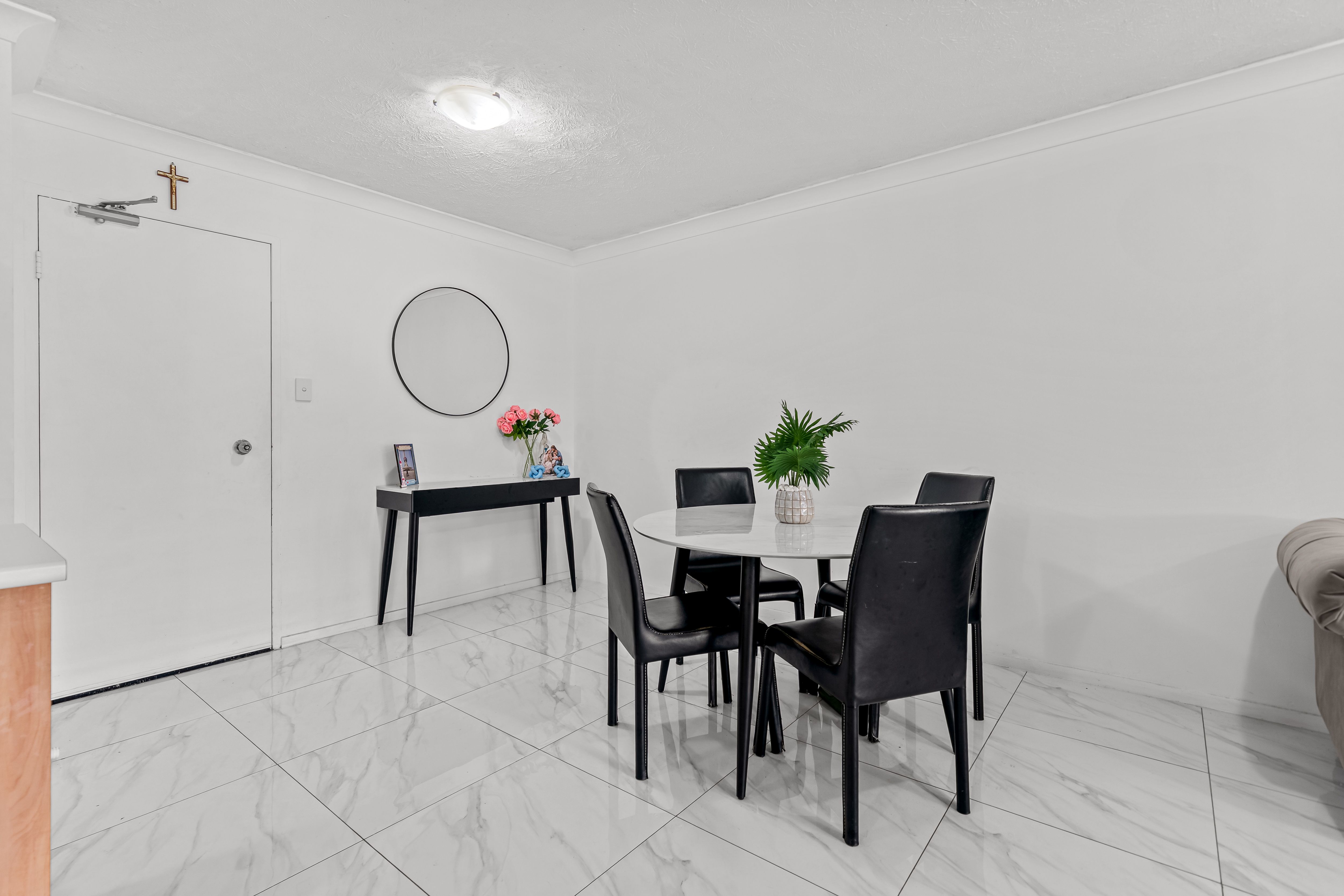 4/18 Mascar Street — photo 13 of 19