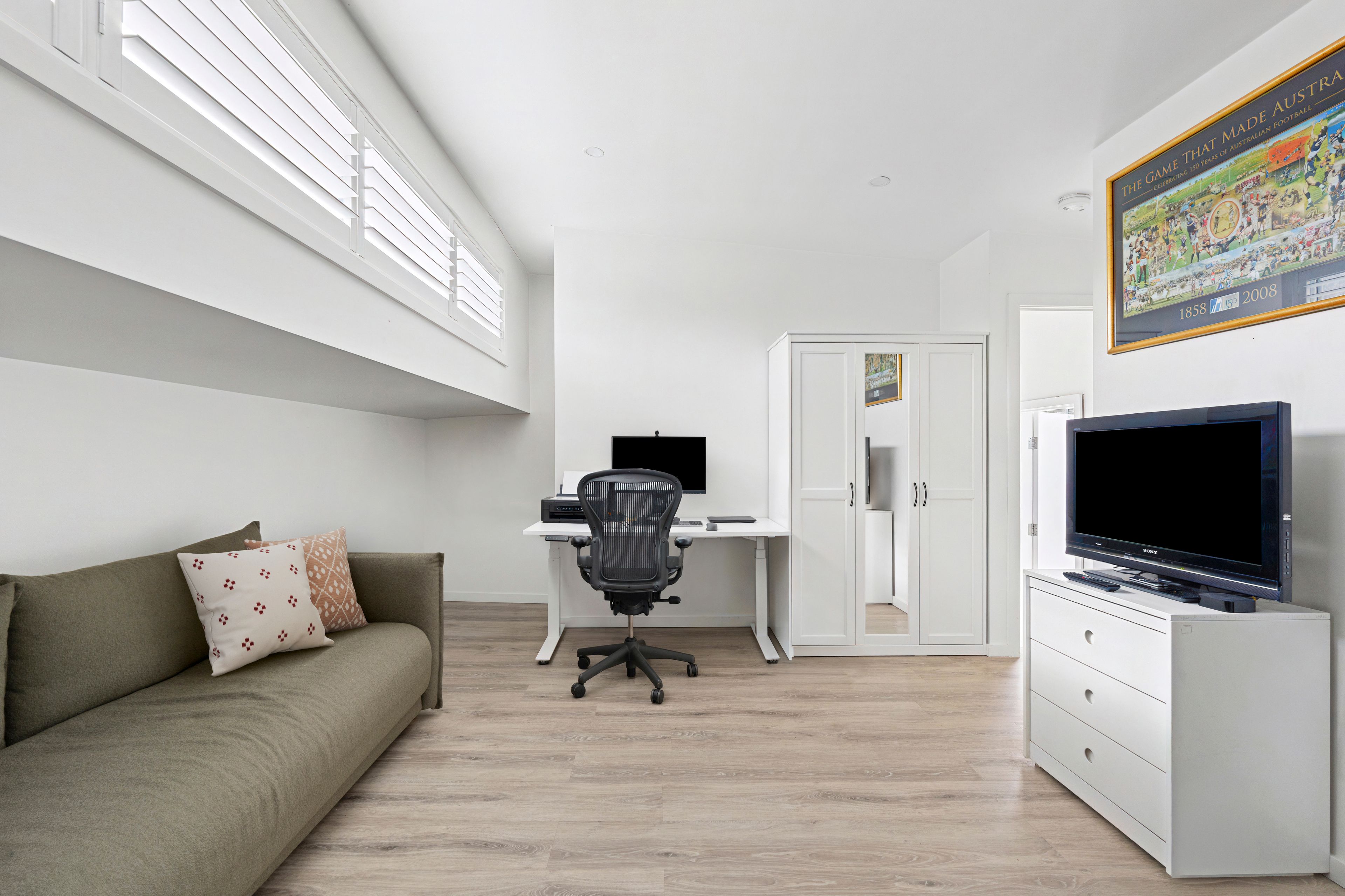 43 Cowper Street — photo 8 of 24