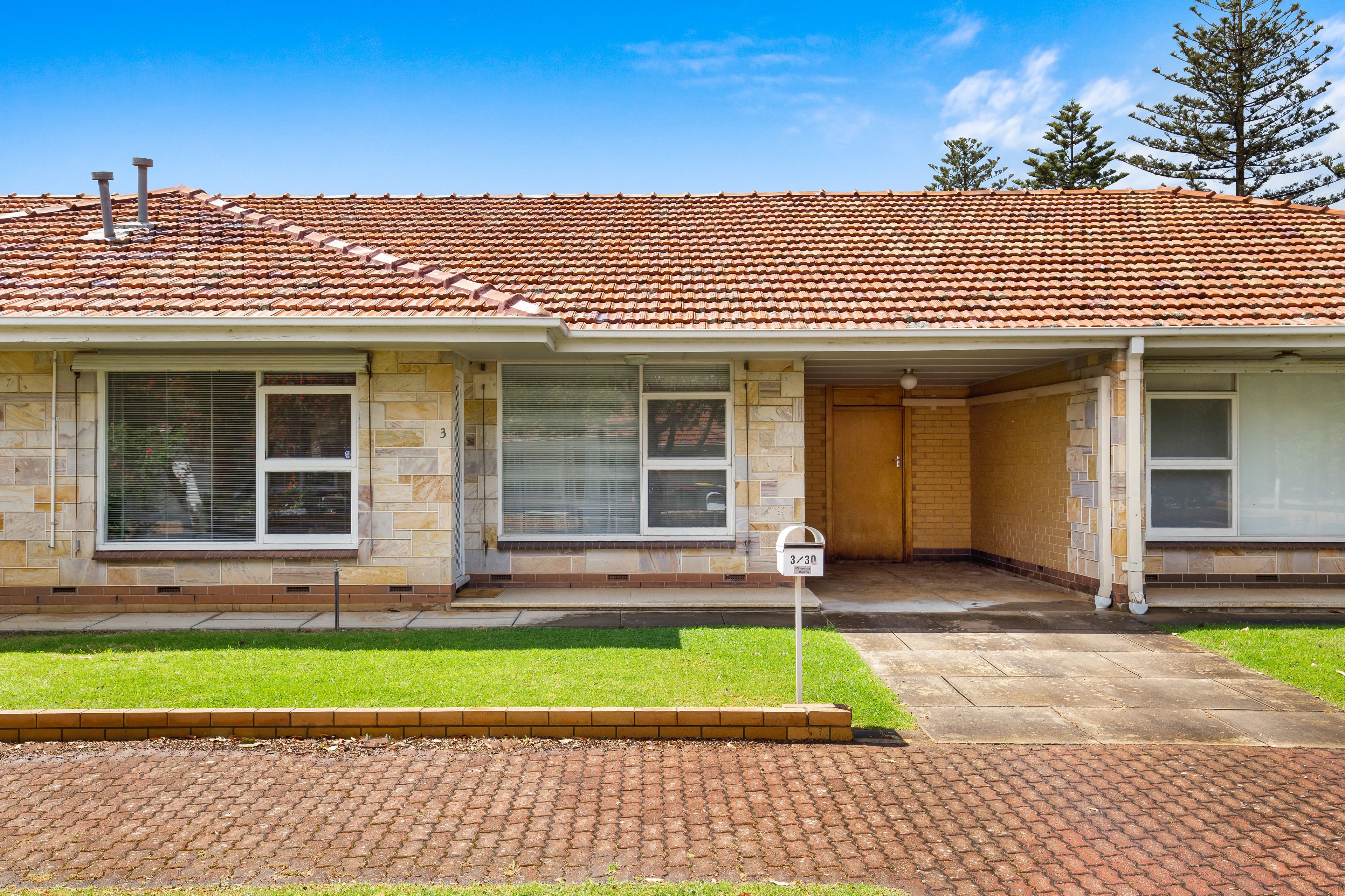 3/30 Dunbar Terrace — photo from Ray White Glenelg