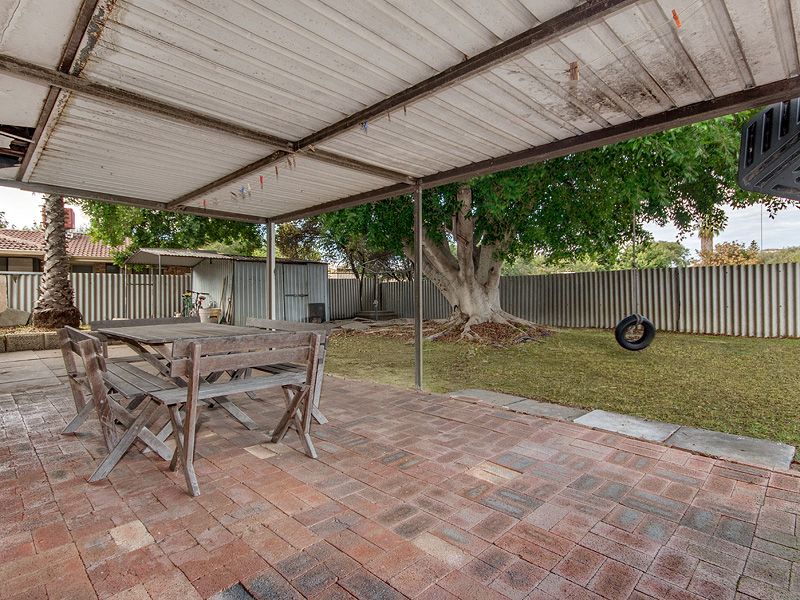 28 Goongarrie Drive, Waikiki, WA 6169