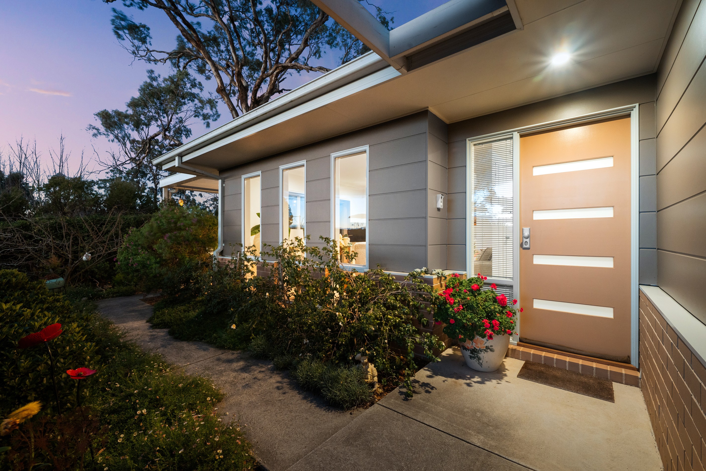 42 Benalla Street, Crace, ACT 2911