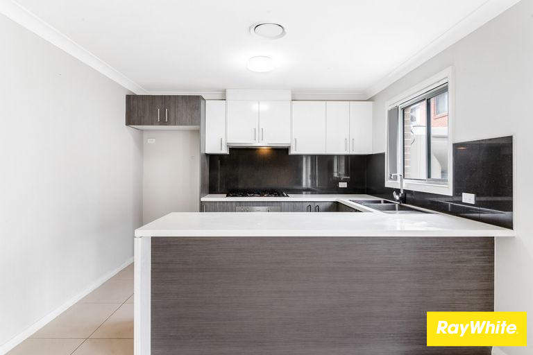 Stylish Family Home Designed for Effortless Living in Prime Location! — photo 3 of 9
