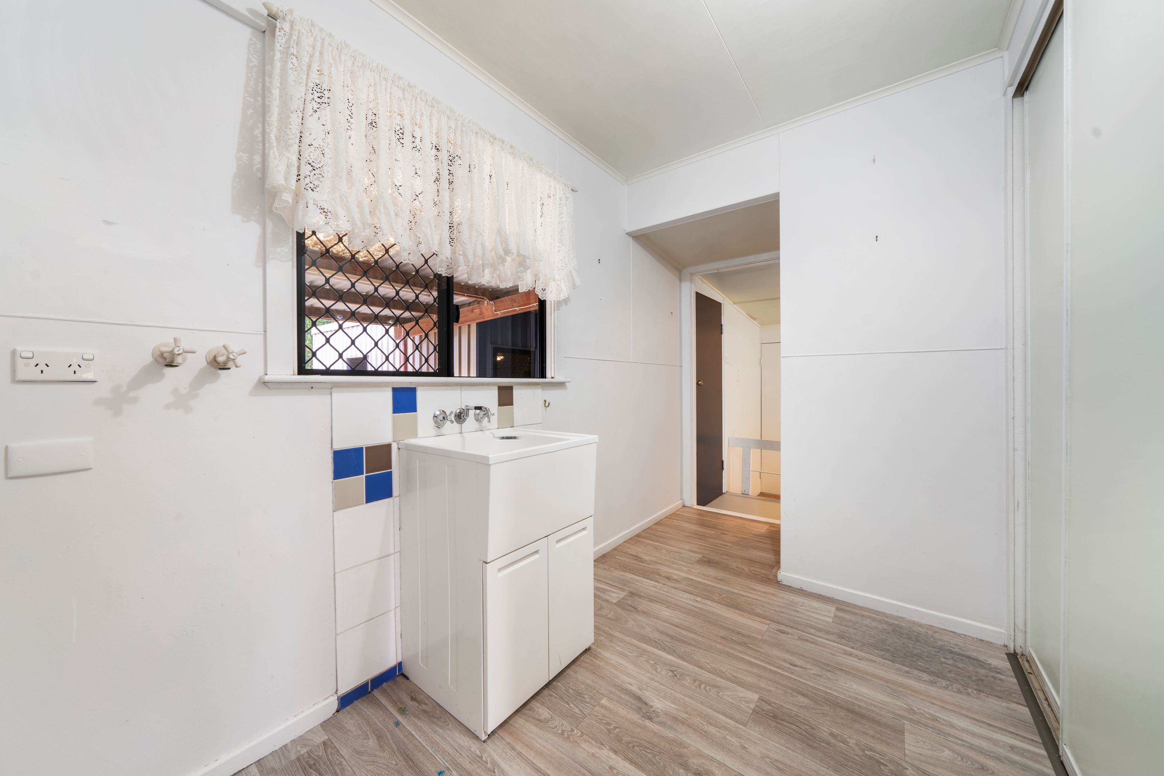 13 Holmes Street — photo 15 of 22