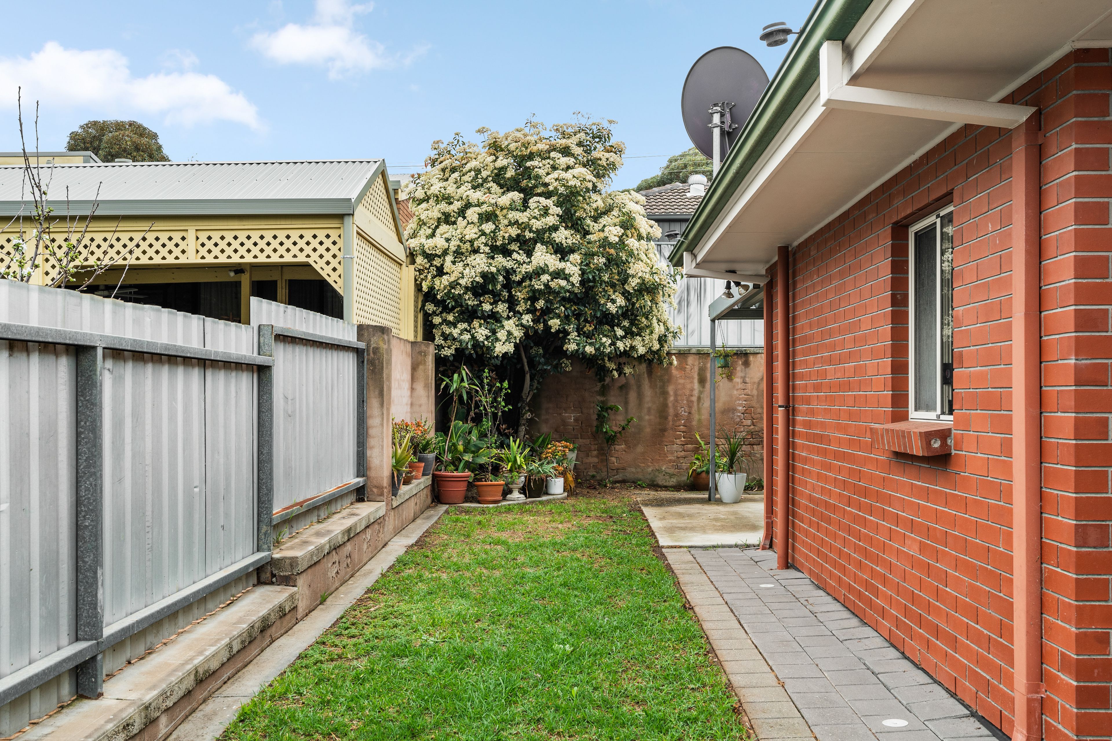 28 Rogers Street — photo 14 of 14