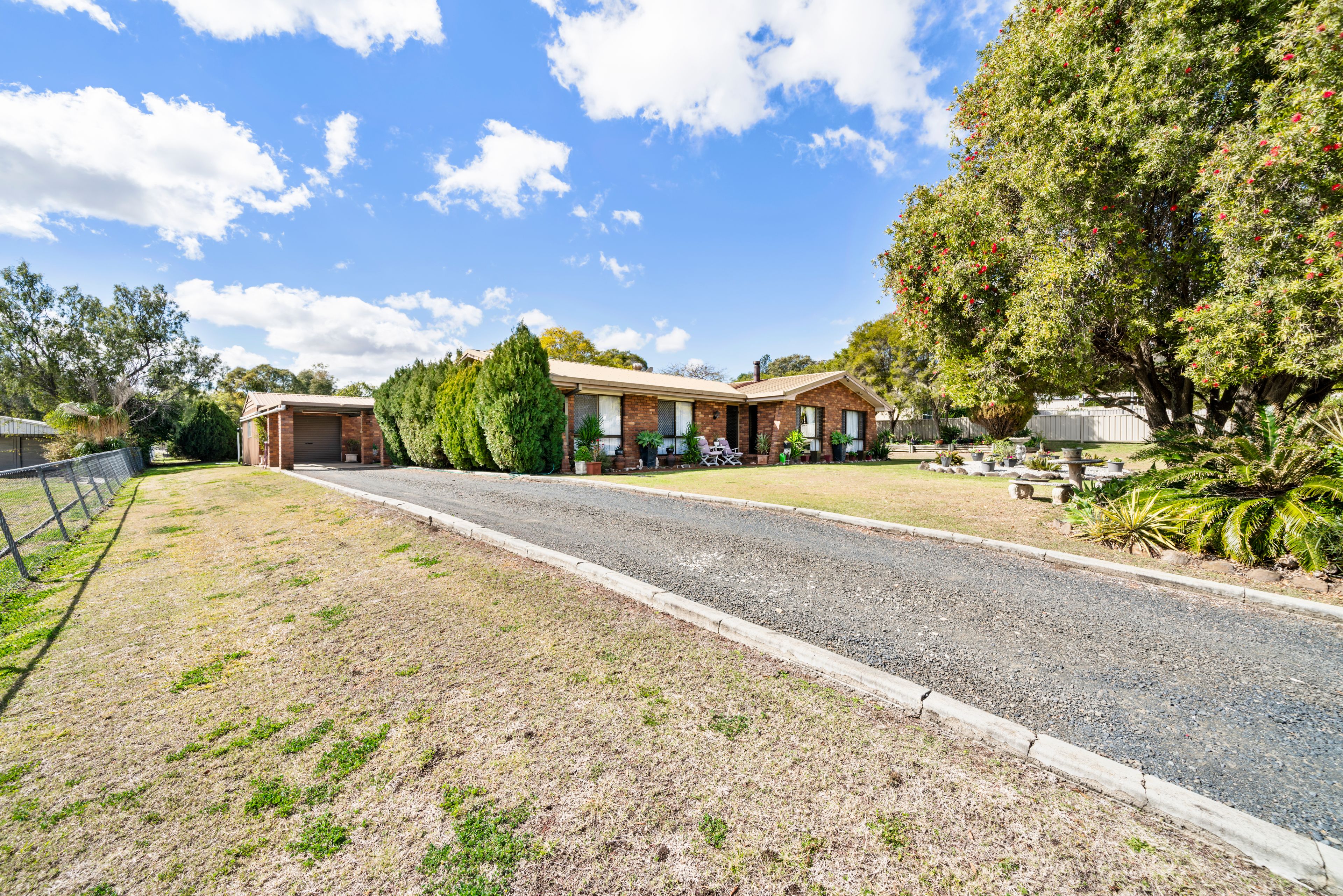 25 Graman Street, Kingsthorpe, QLD 4400