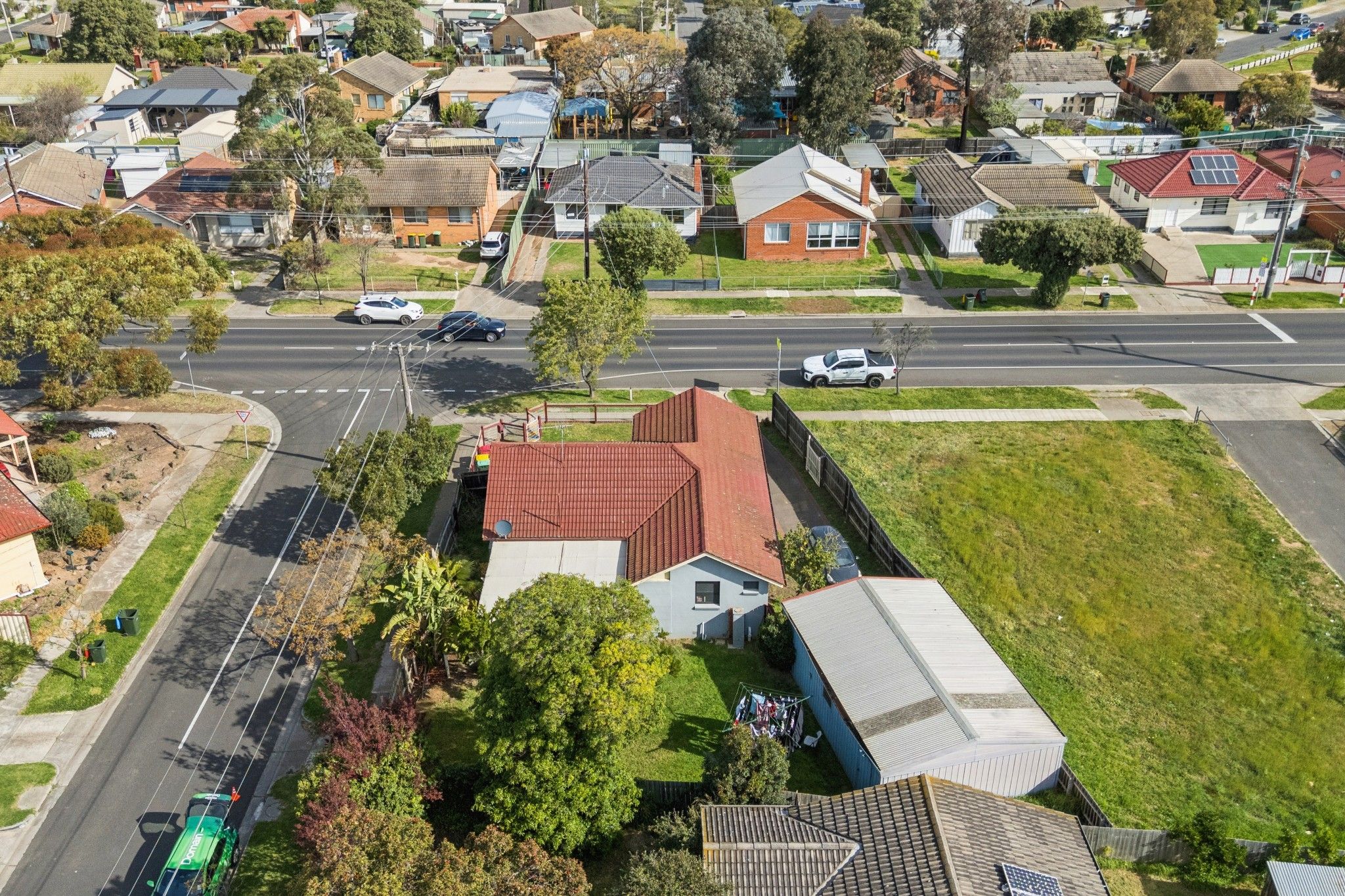 42 Centenary Crescent — photo 19 of 24