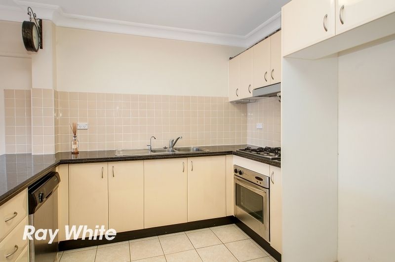 18/1 Cheriton Avenue, Castle Hill, NSW 2154