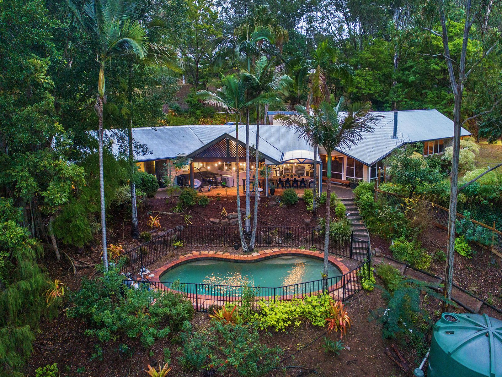 151 Huntingdale Street, Pullenvale QLD 4069