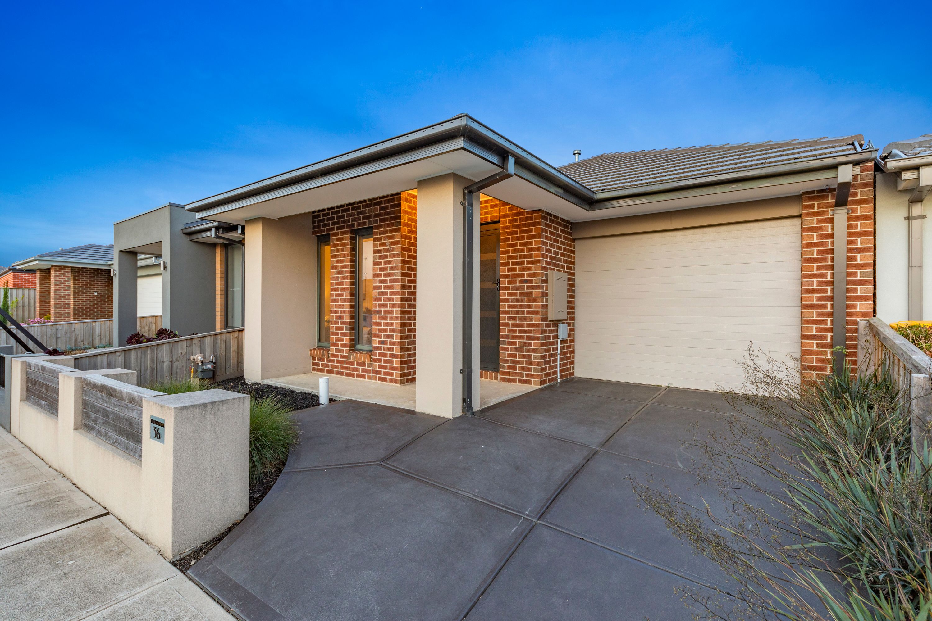 36 Hunt Way, Pakenham, VIC 3810
