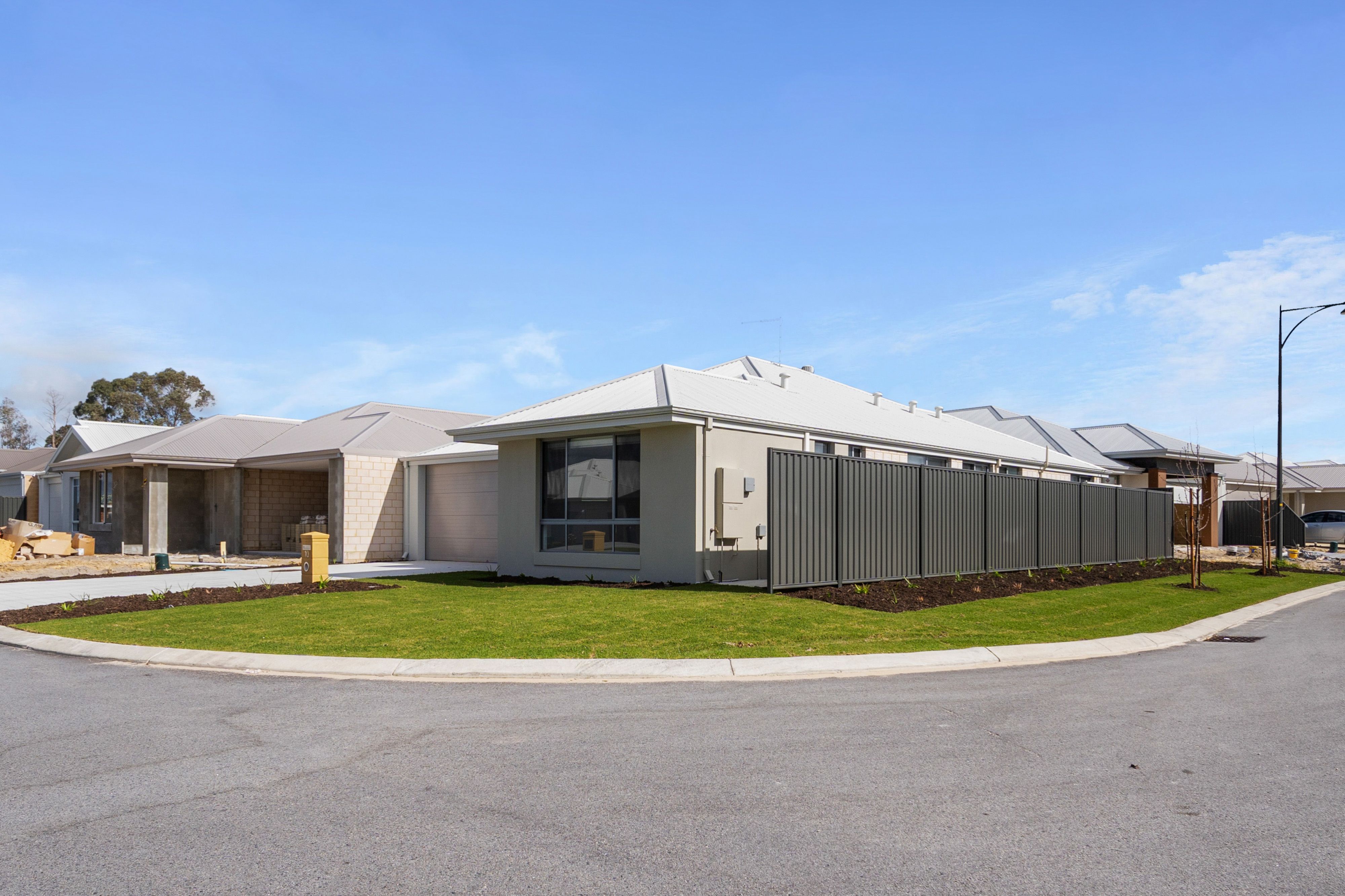 10 Trinity Road, Henley Brook, WA 6055