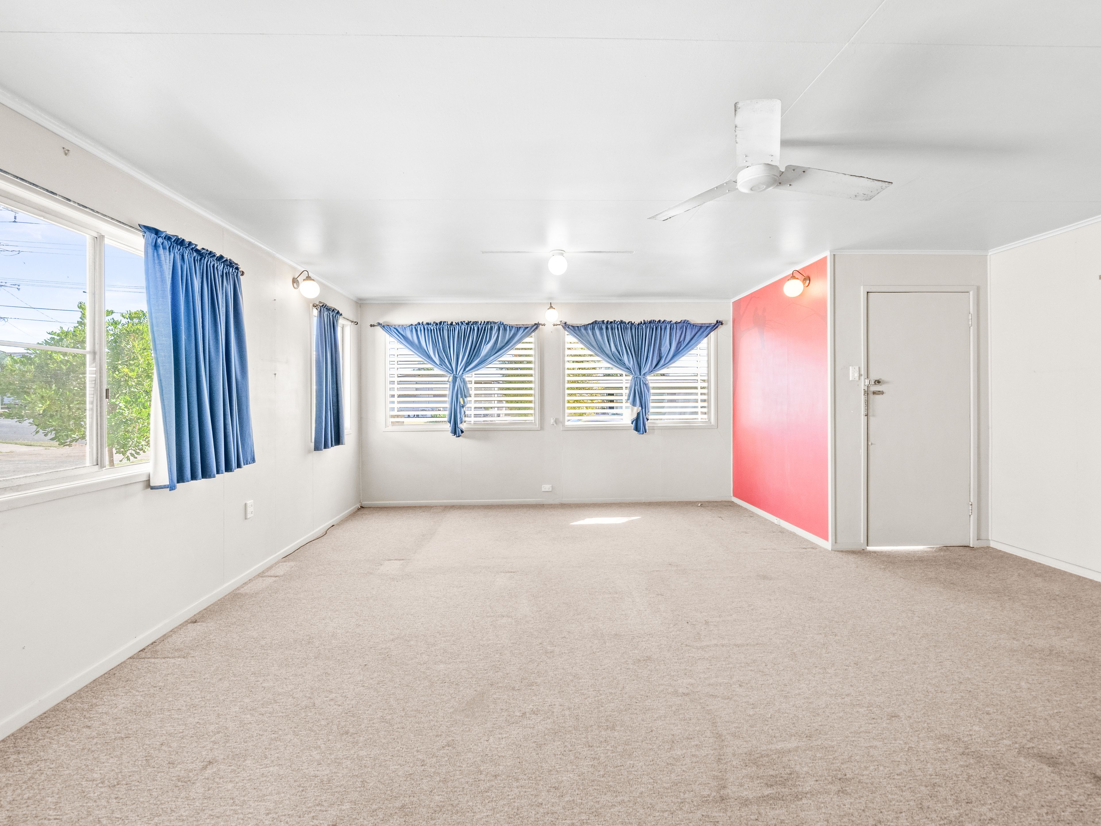 290 South Station Road, Raceview, QLD 4305