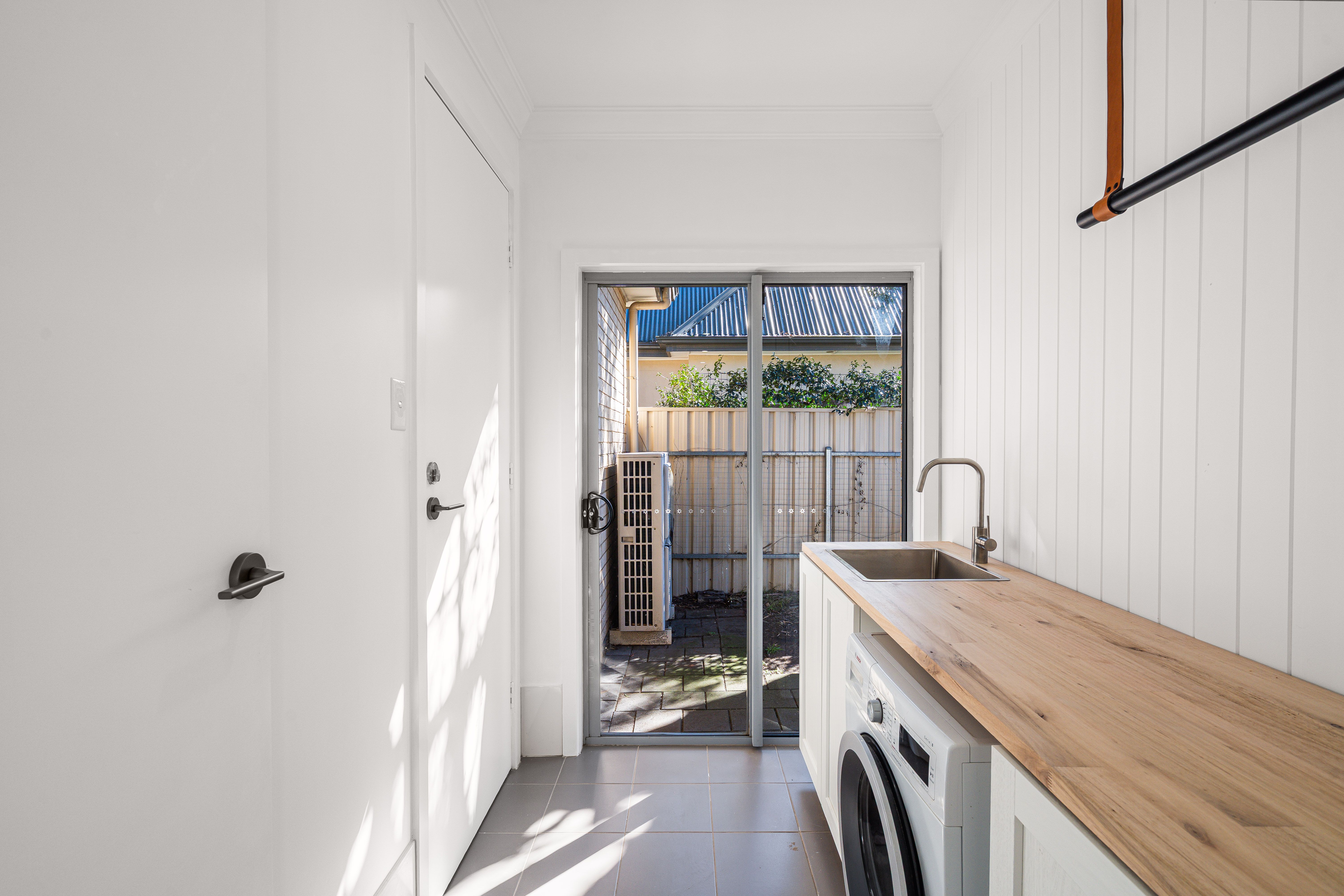 25B Maurice Avenue — photo 19 of 23