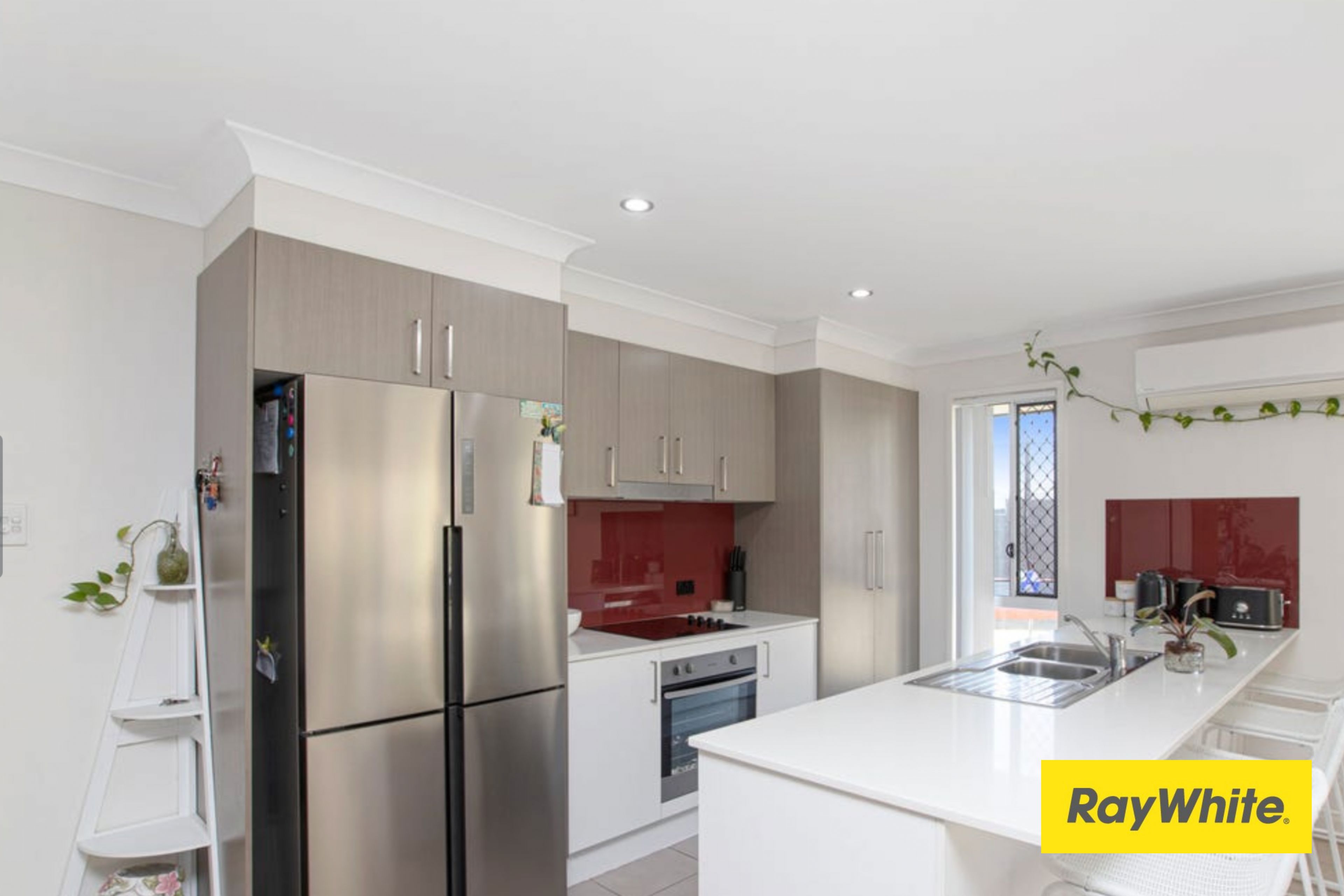 8 Nelson Circuit, Brassall, QLD 4305