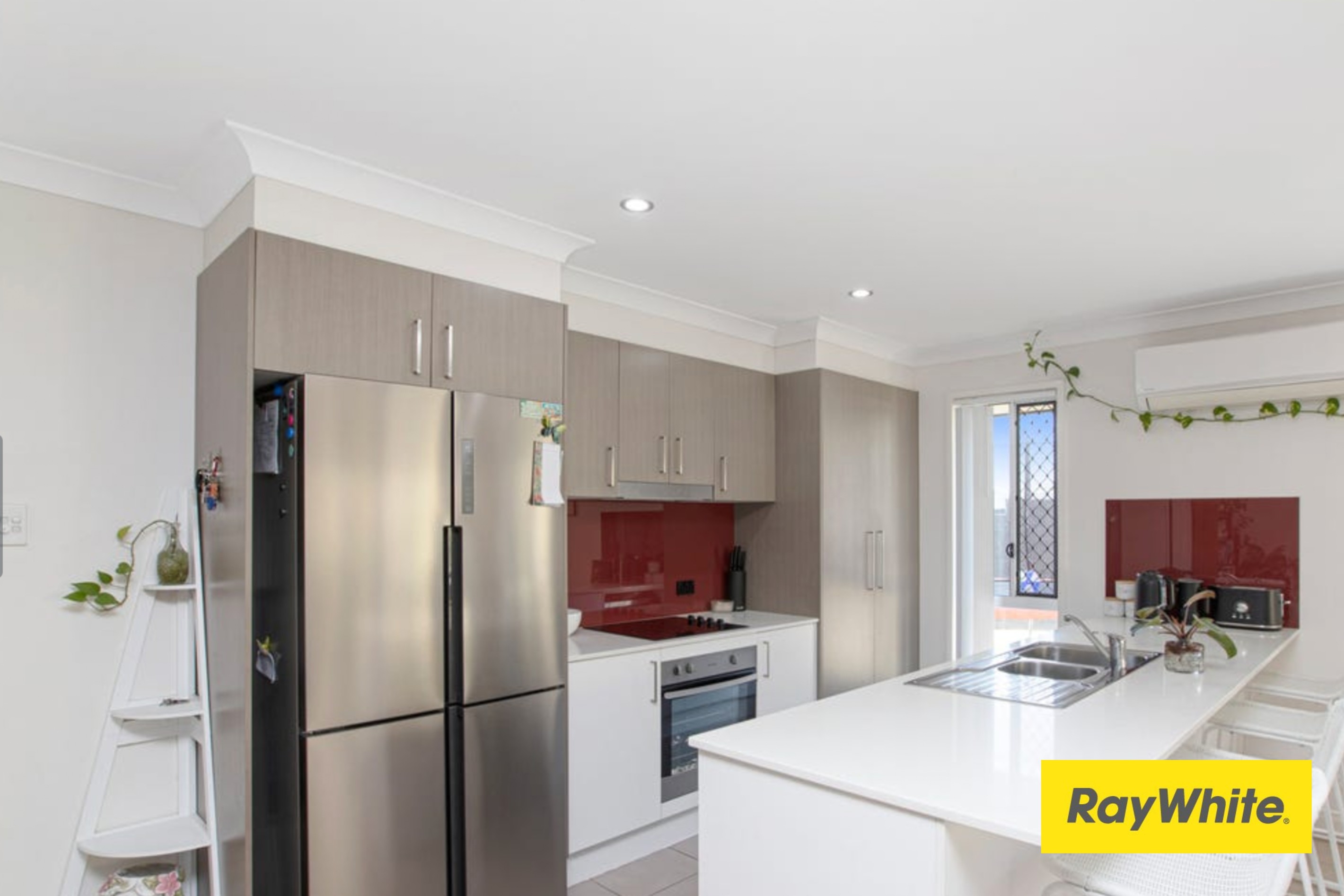 8 Nelson Circuit, Brassall, QLD 4305