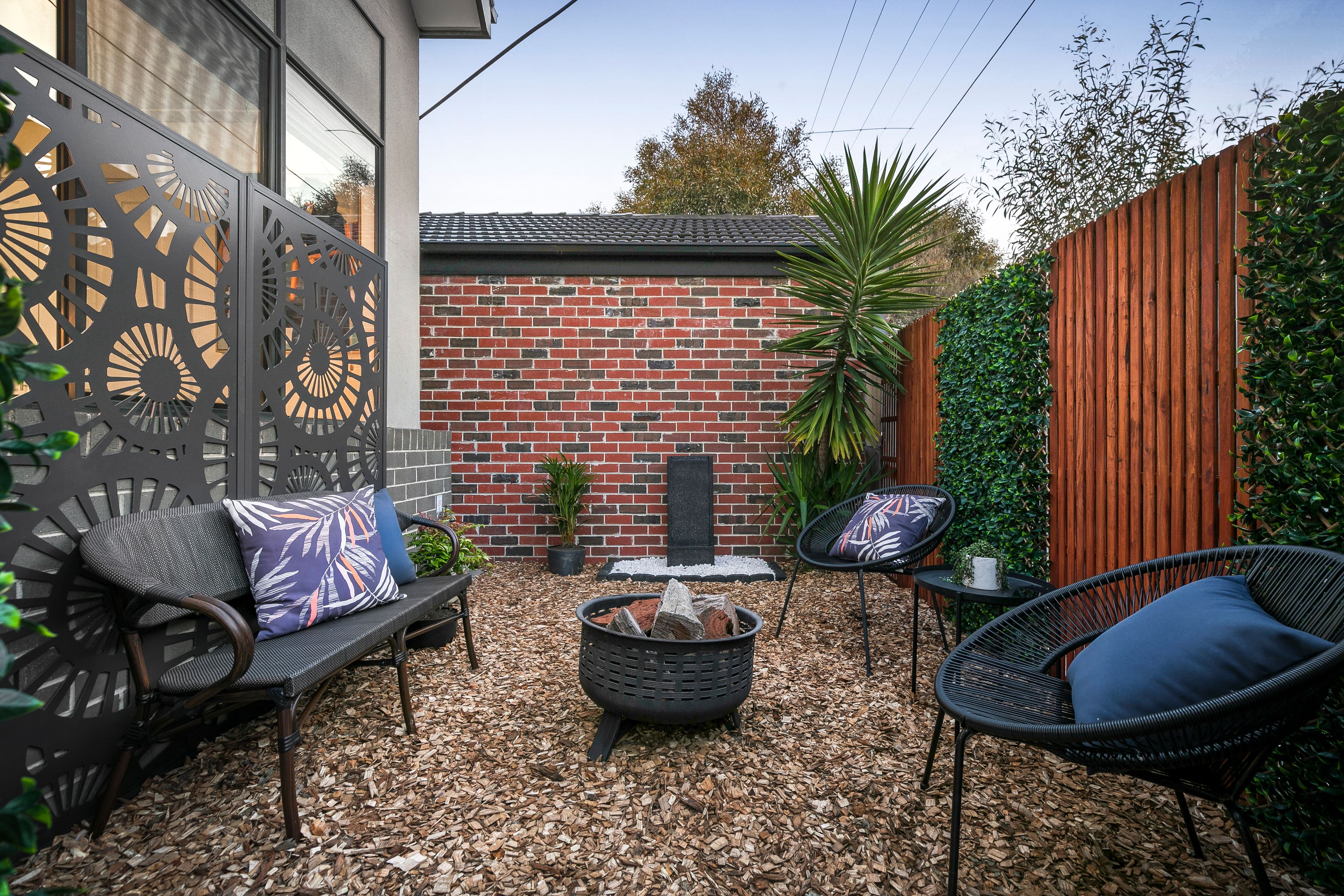 1/2 Northcote Street — photo 9 of 10