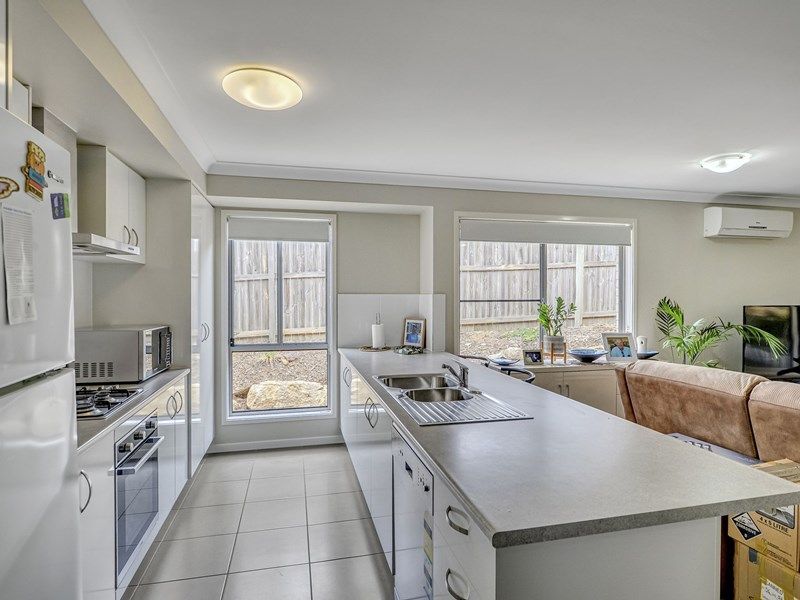21 Kowari Street, Deebing Heights, QLD 4306