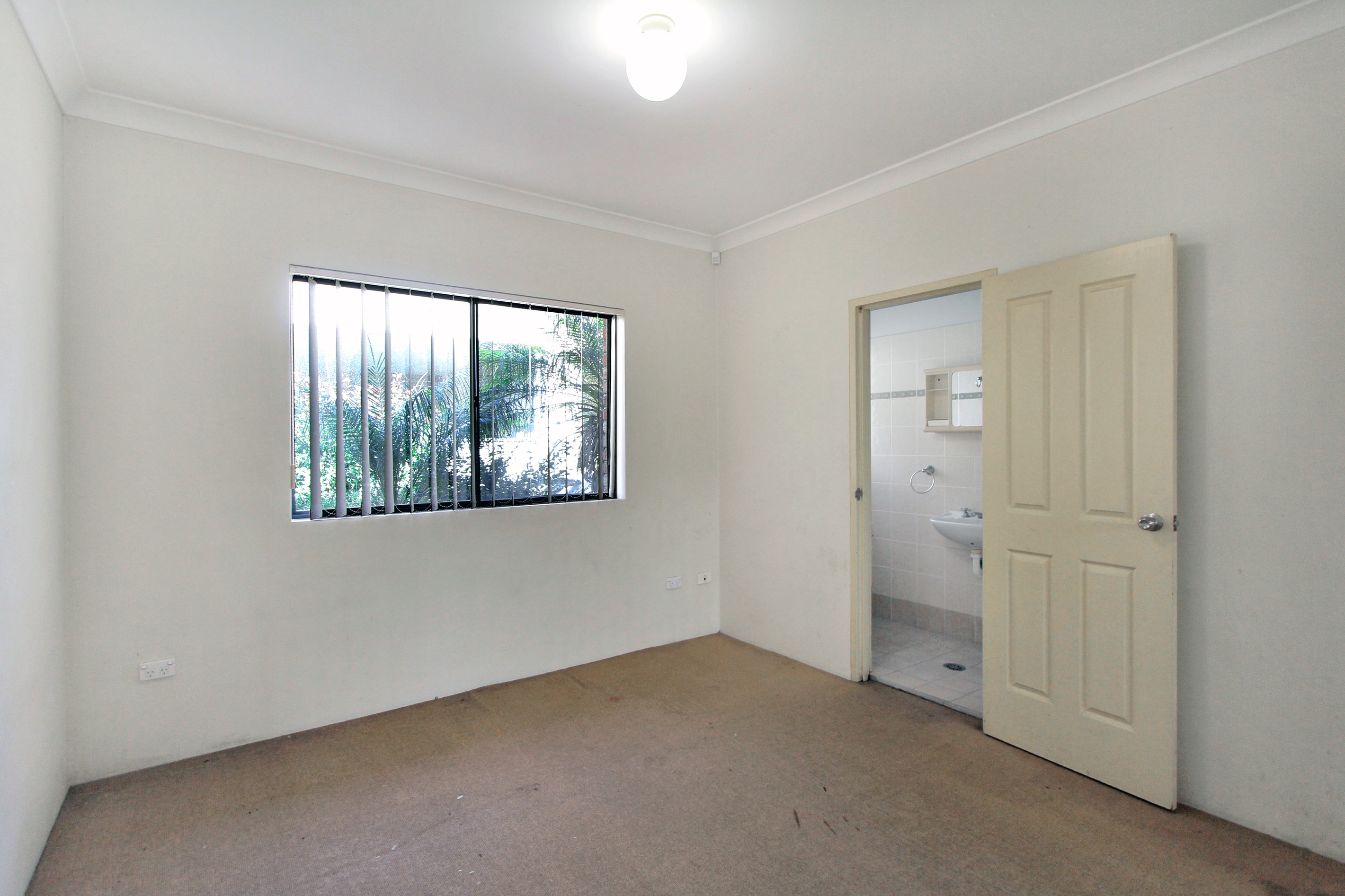 2/4 Reserve Street, West Ryde, NSW 2114