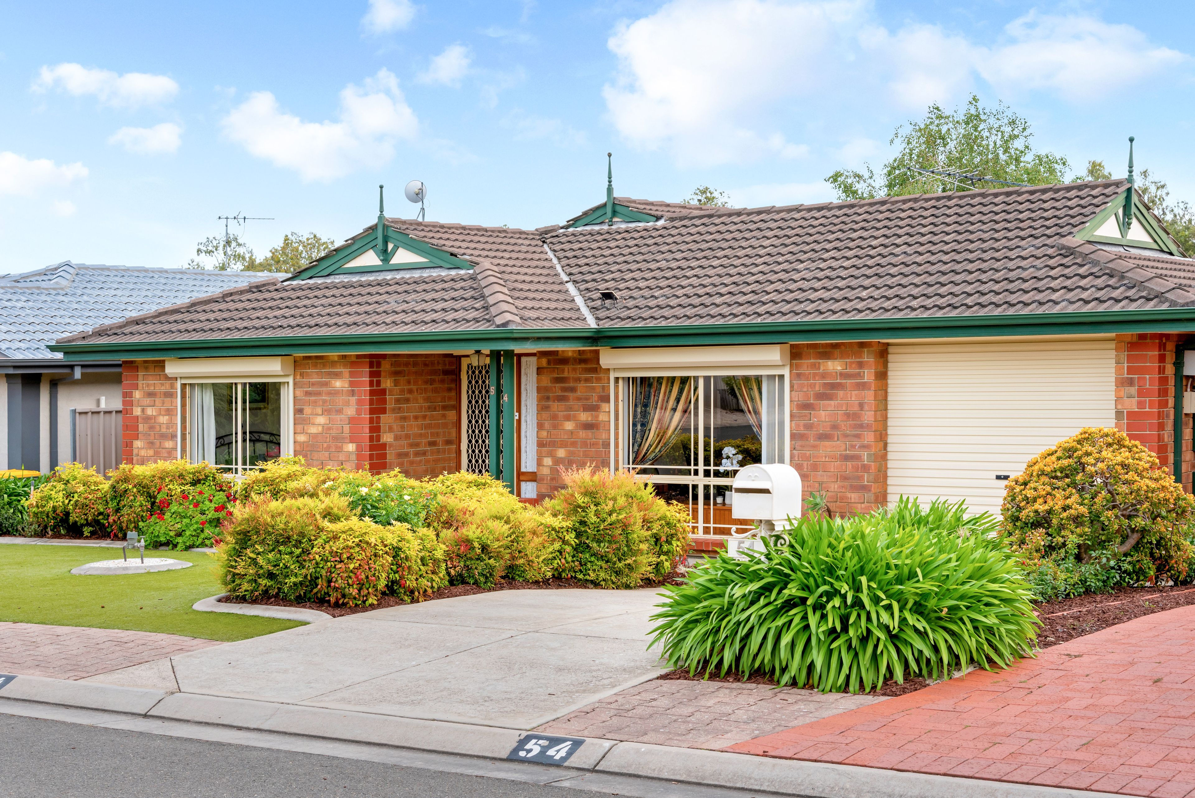 54 Riddoch Crescent — photo from Ray White Woodcroft
