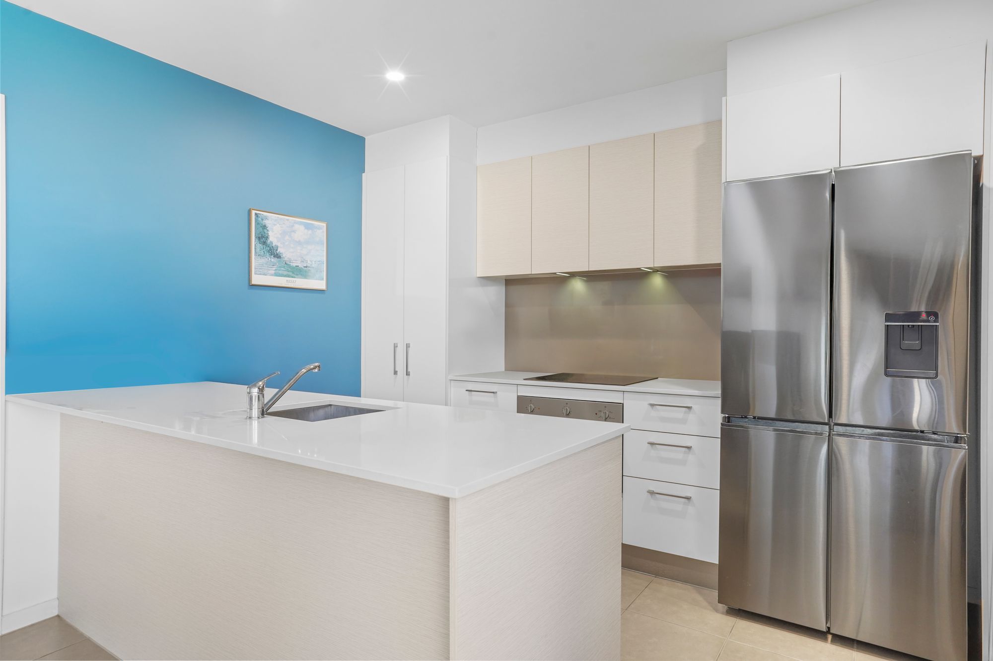 1302/6-8 Waterford Court — photo 10 of 20