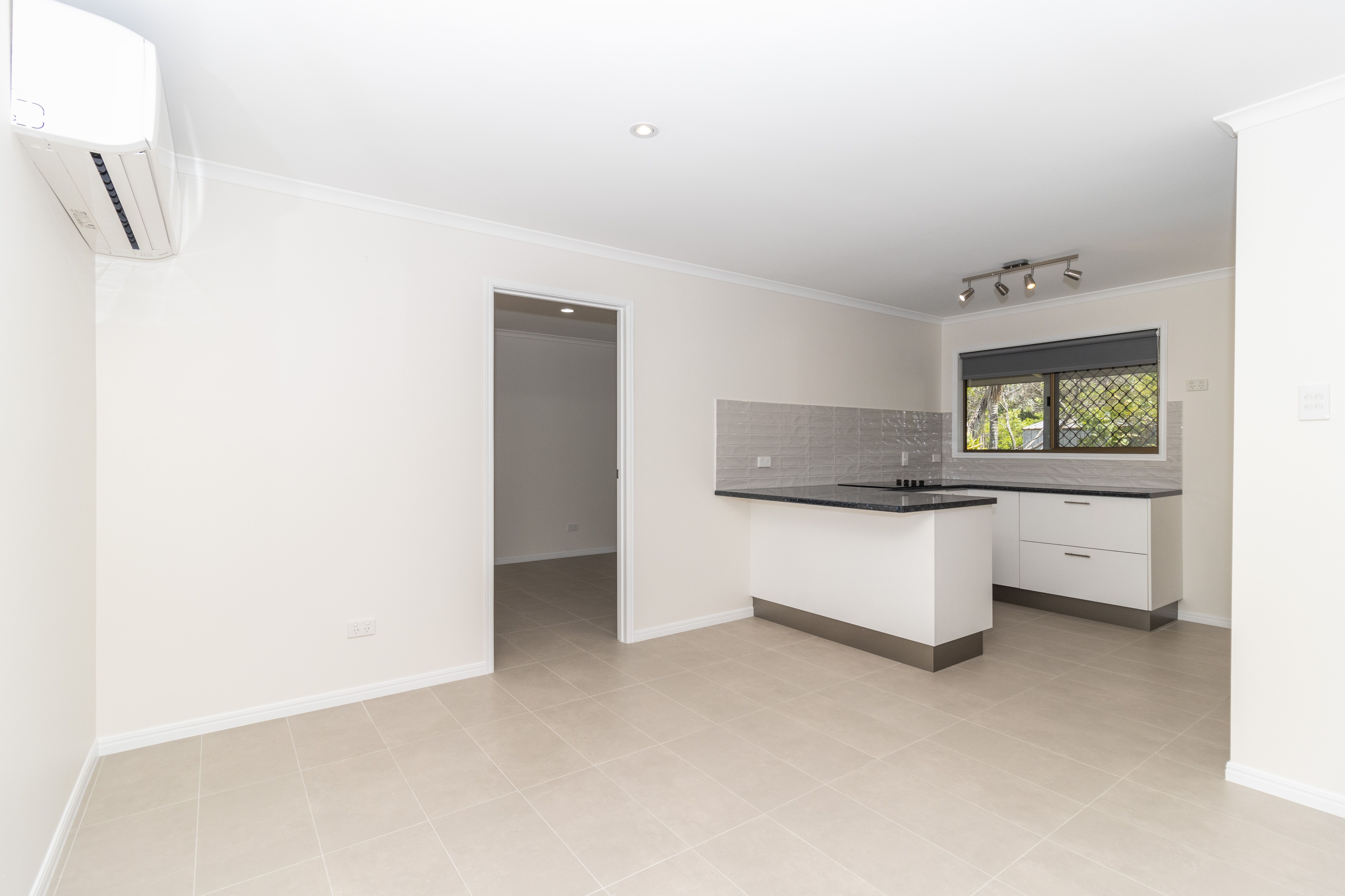 13 Rachael Street, Point Vernon, QLD 4655