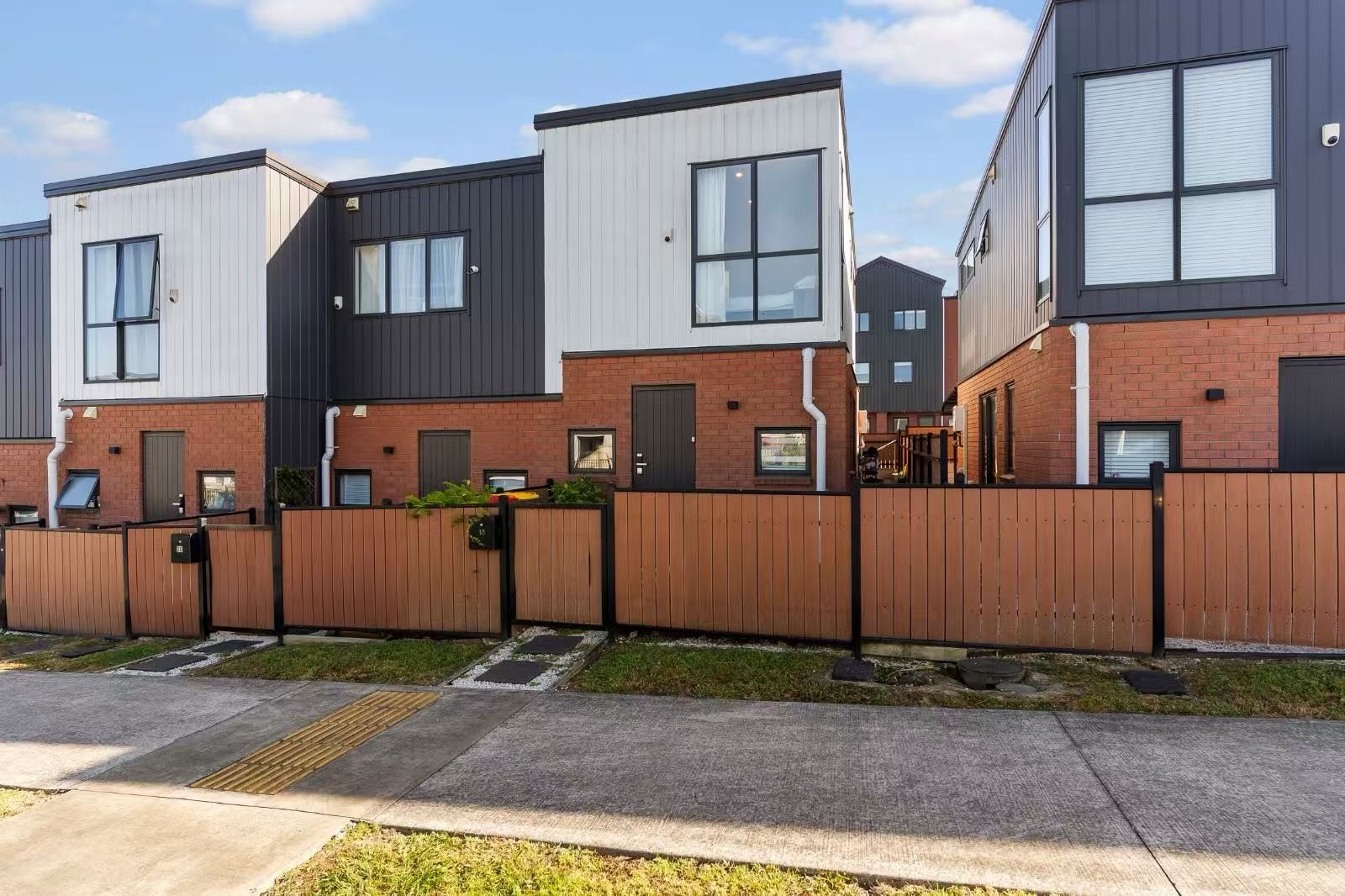 18 Treeline Lane, Flat Bush, Manukau City