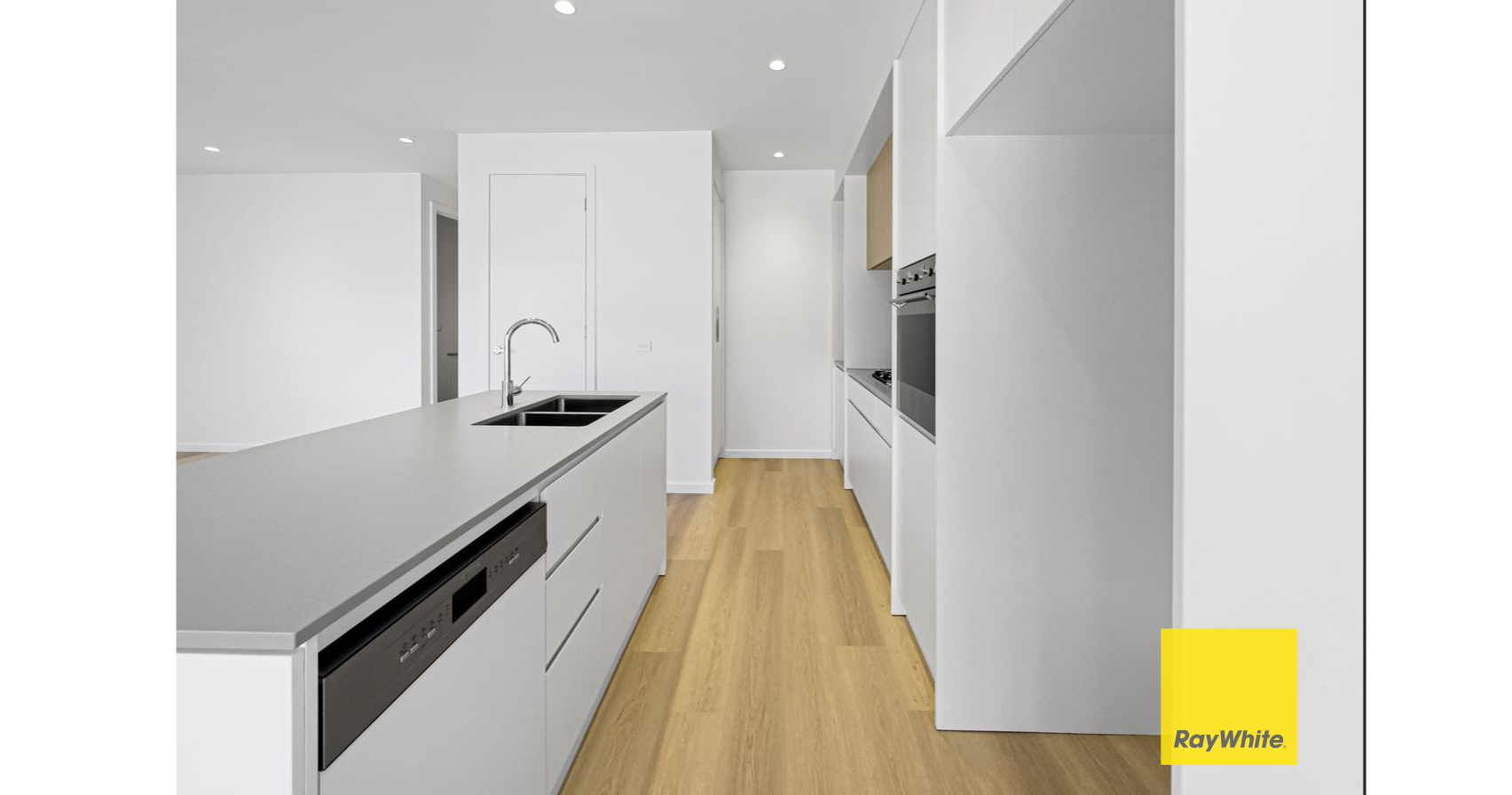 36 Elmhurst Avenue — photo 7 of 14