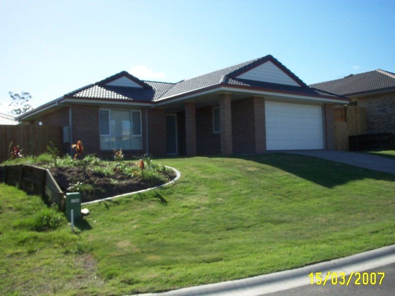 11 Brodie Circuit, Hillcrest, QLD 4118